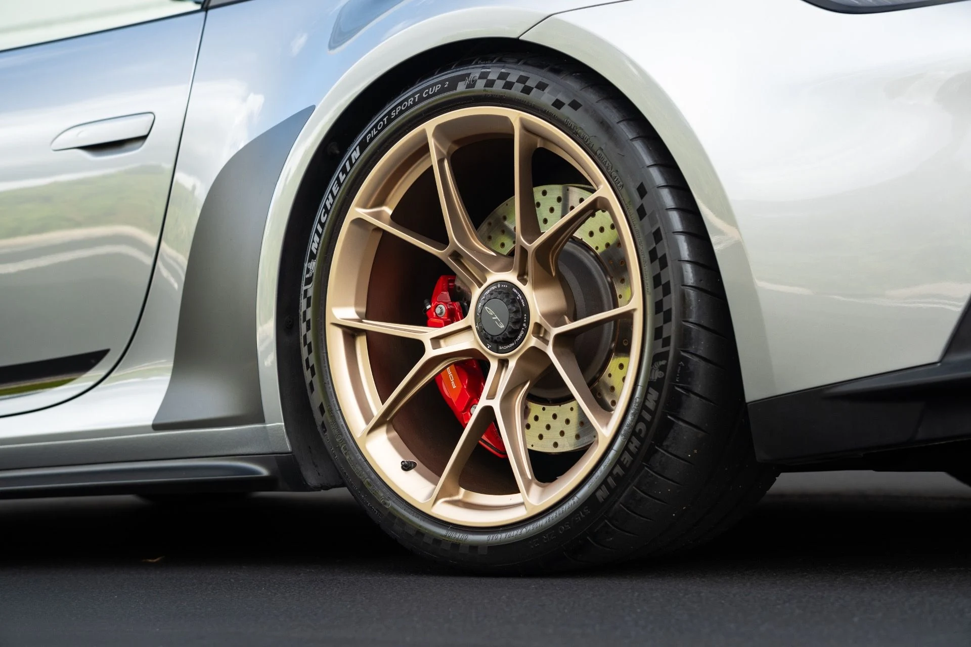 mph026_3252156711_Used_2022_Porsche_911_GT_3_w_Touring_1769199195_d7503bb29d