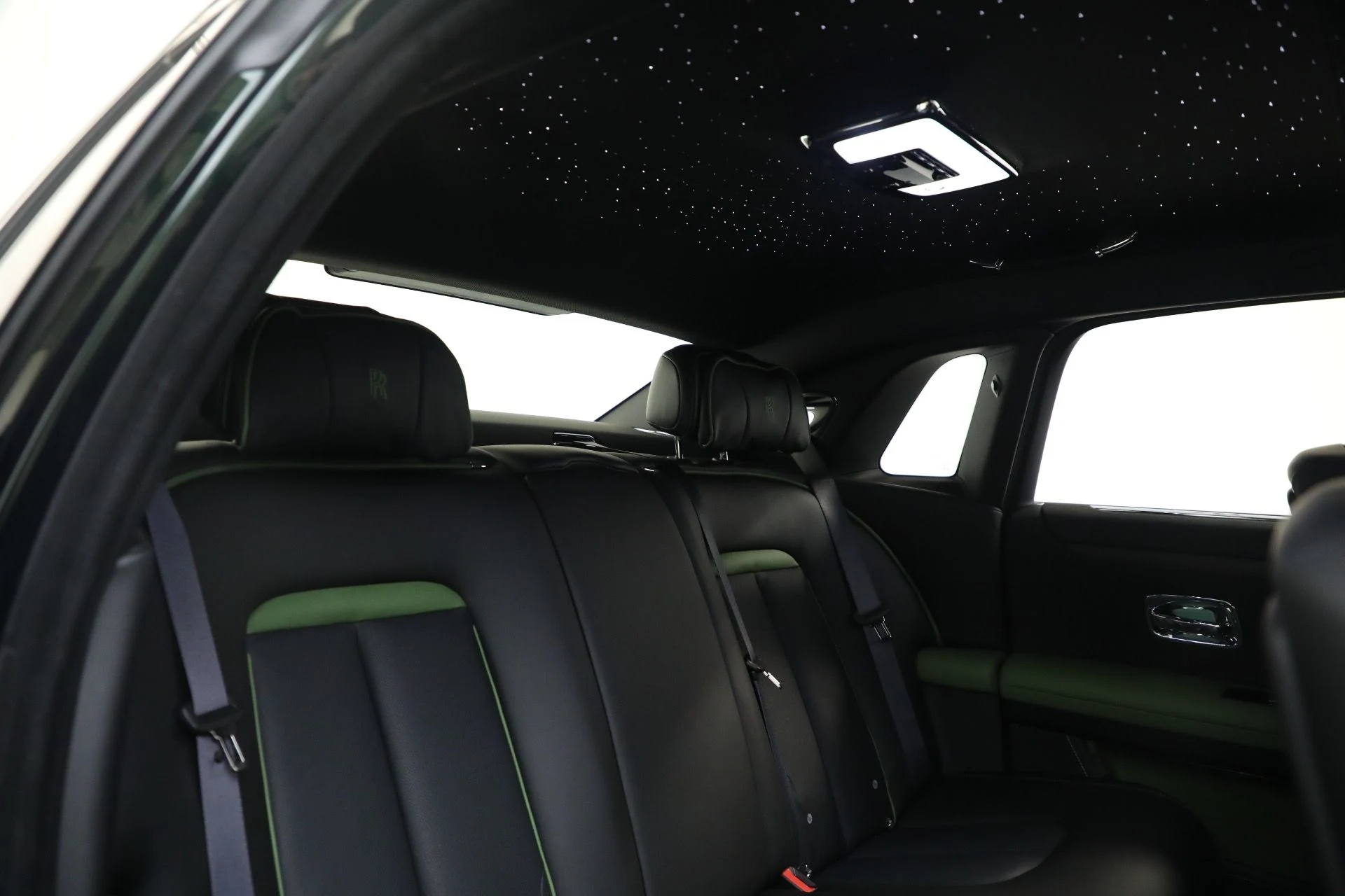 mph026_325239755_New_2026_Rolls_Royce_Ghost_af459826ca