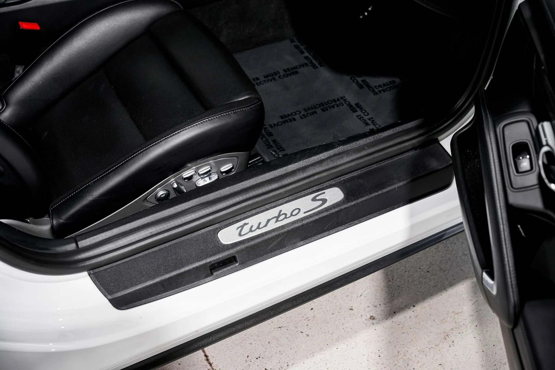 mph026_3256117117_bcfb1de10df195f4d2e0f35f542ed378x_84b4b899e9