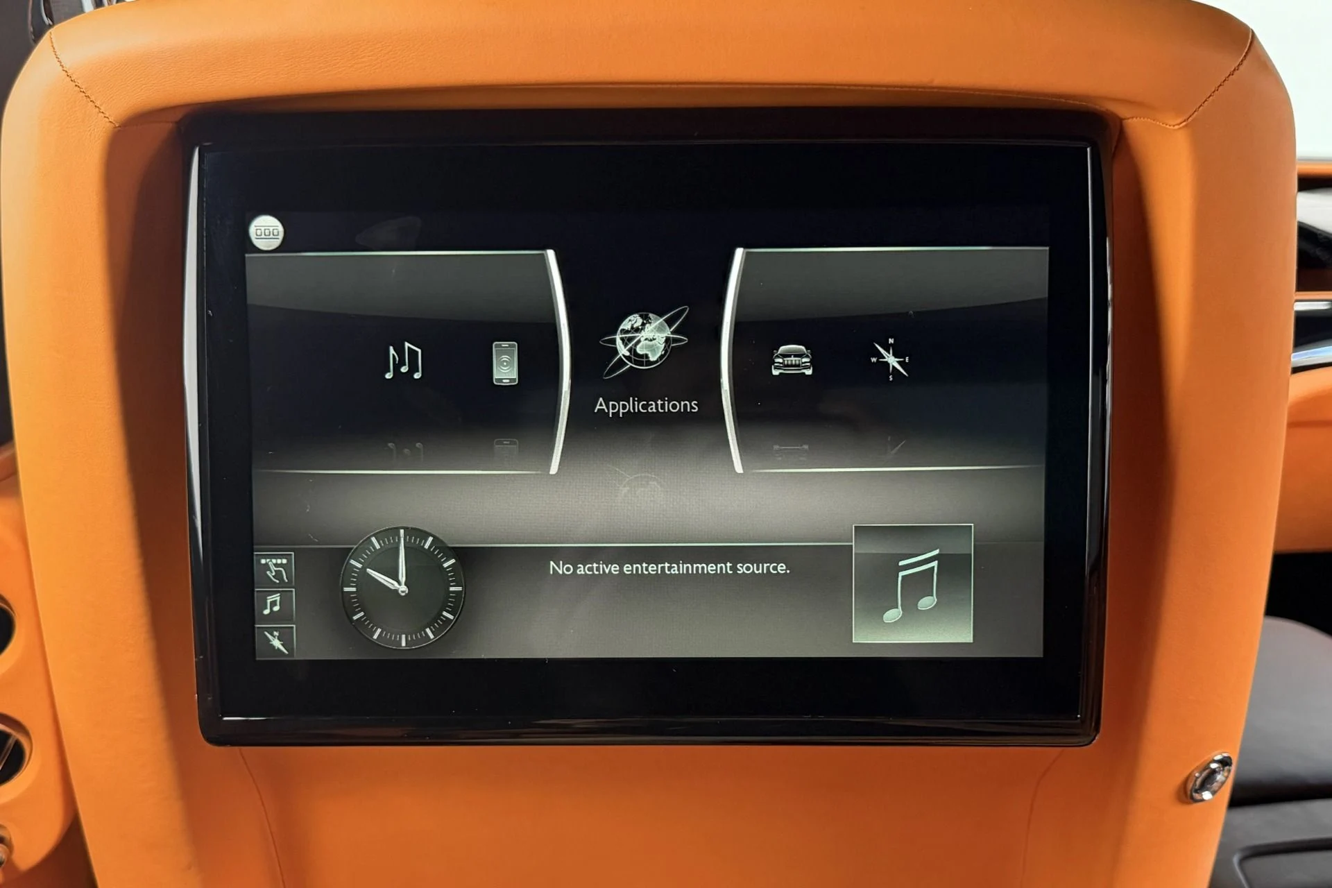 mph026_3257772349_Used_2022_Rolls_Royce_Ghost_The_Ghost_Package_Bespoke_Audio_Illuminated_Fascia_1785265086_1d95242d4e