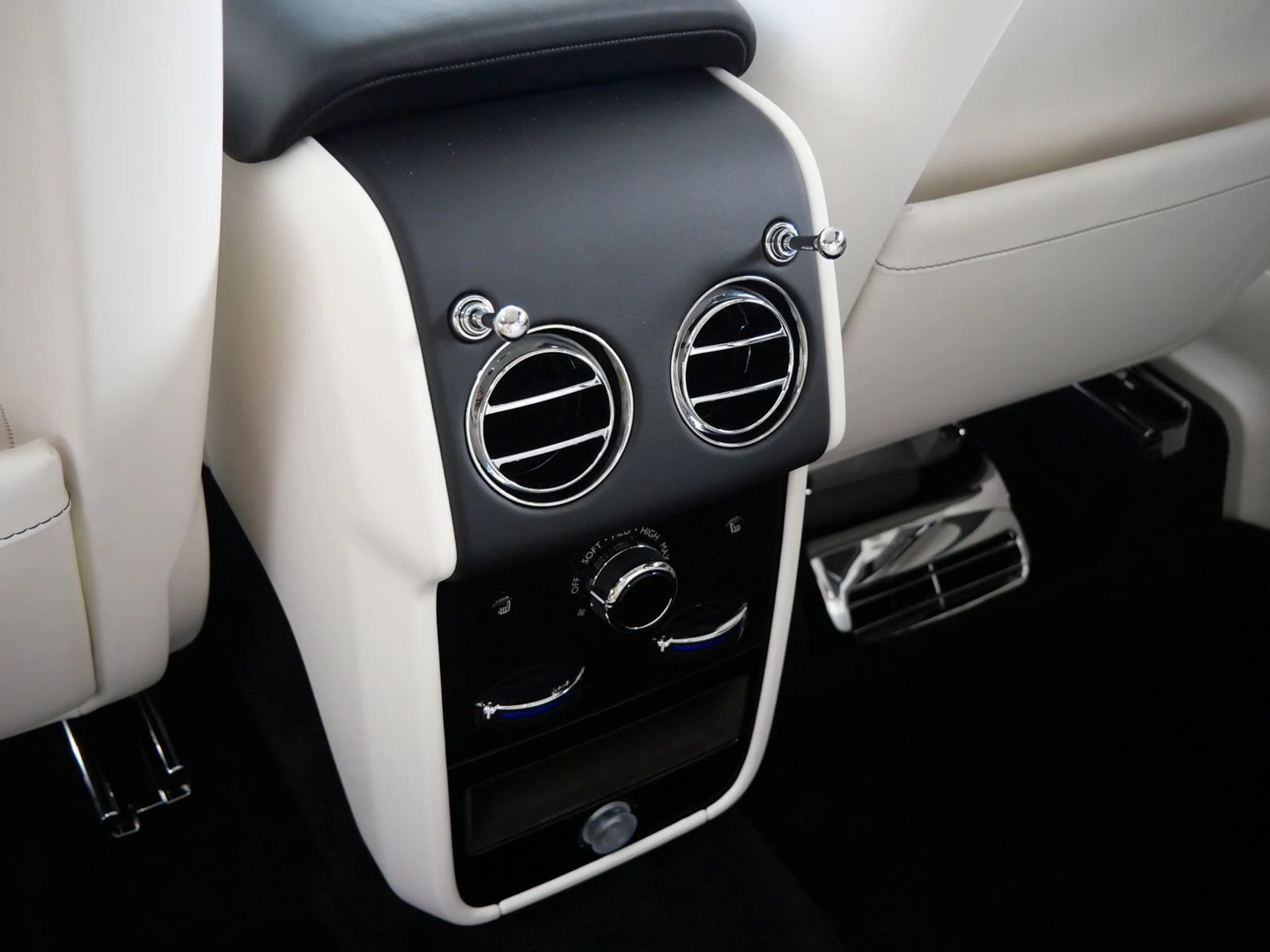 mph026_3266076229_df650247c11e6d14f55c4429718a64f2x_d79e0cef4b