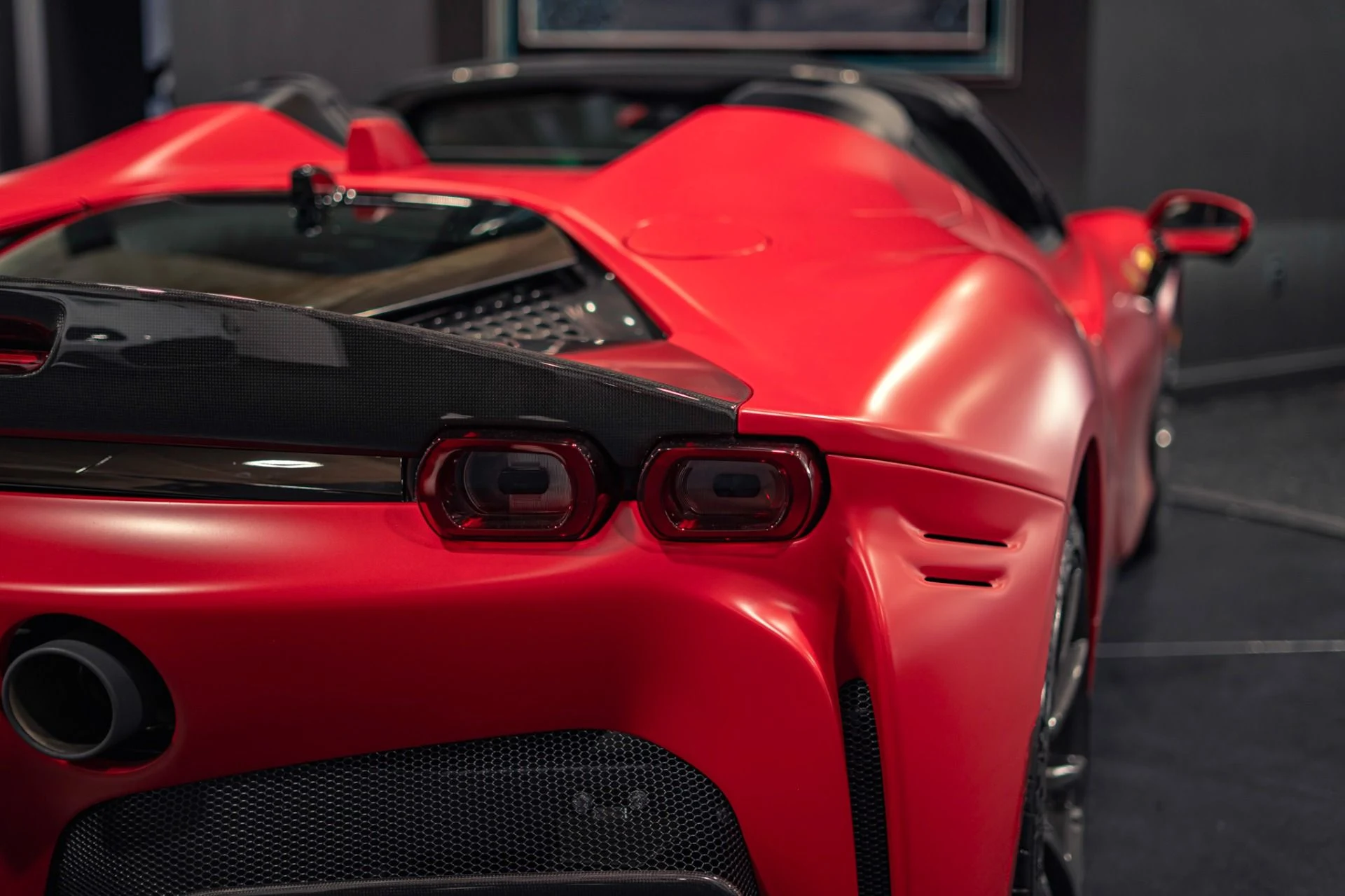 mph026_326923997_Used_2024_Ferrari_SF_90_Spider_Tailor_Made_Atelier_945000_MSRP_1777927914_1fd2398f9c