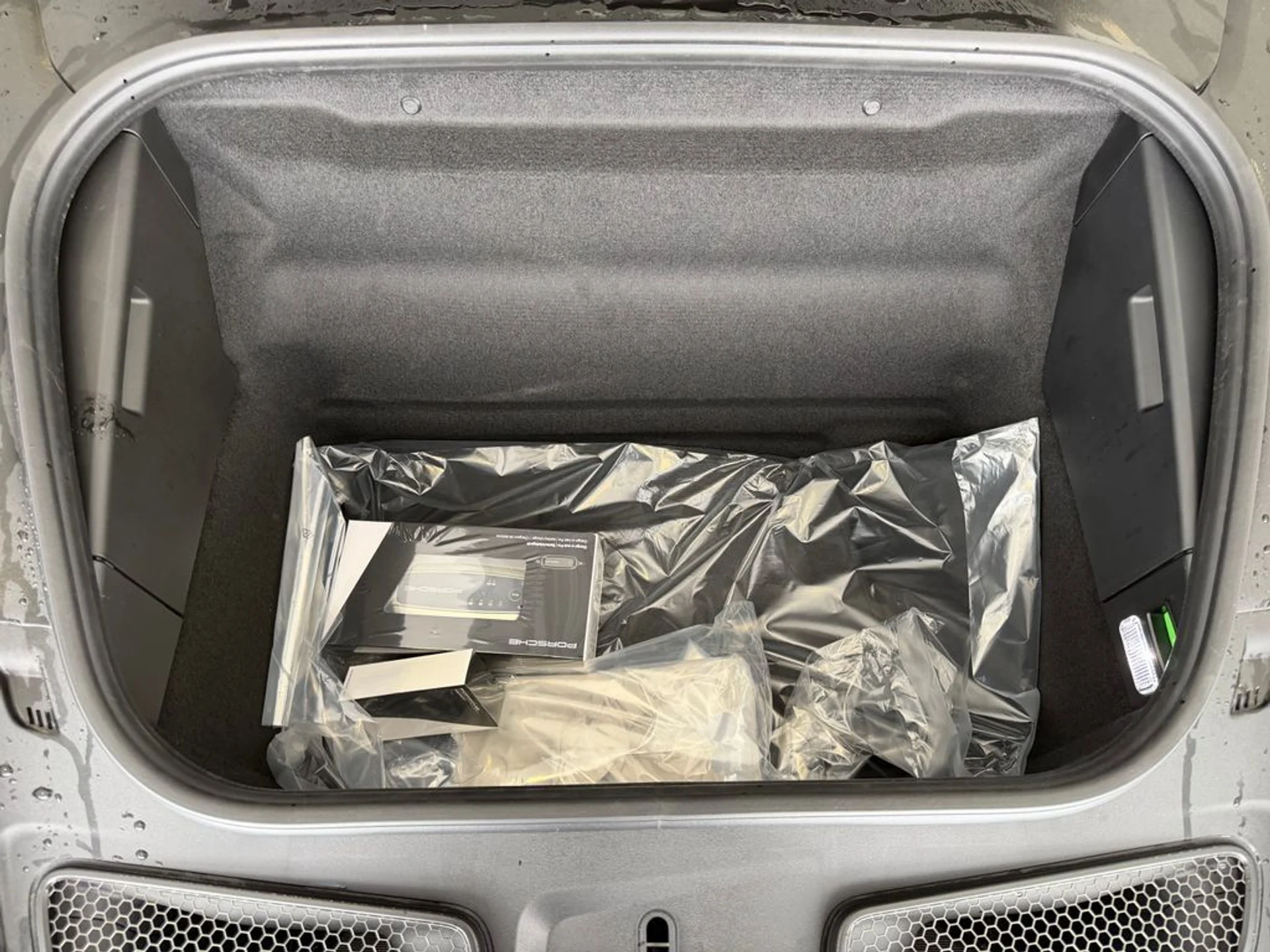 mph026_3279045818_80bcc358b6e14478b0784c13baecae0cx_39dd6fdf74