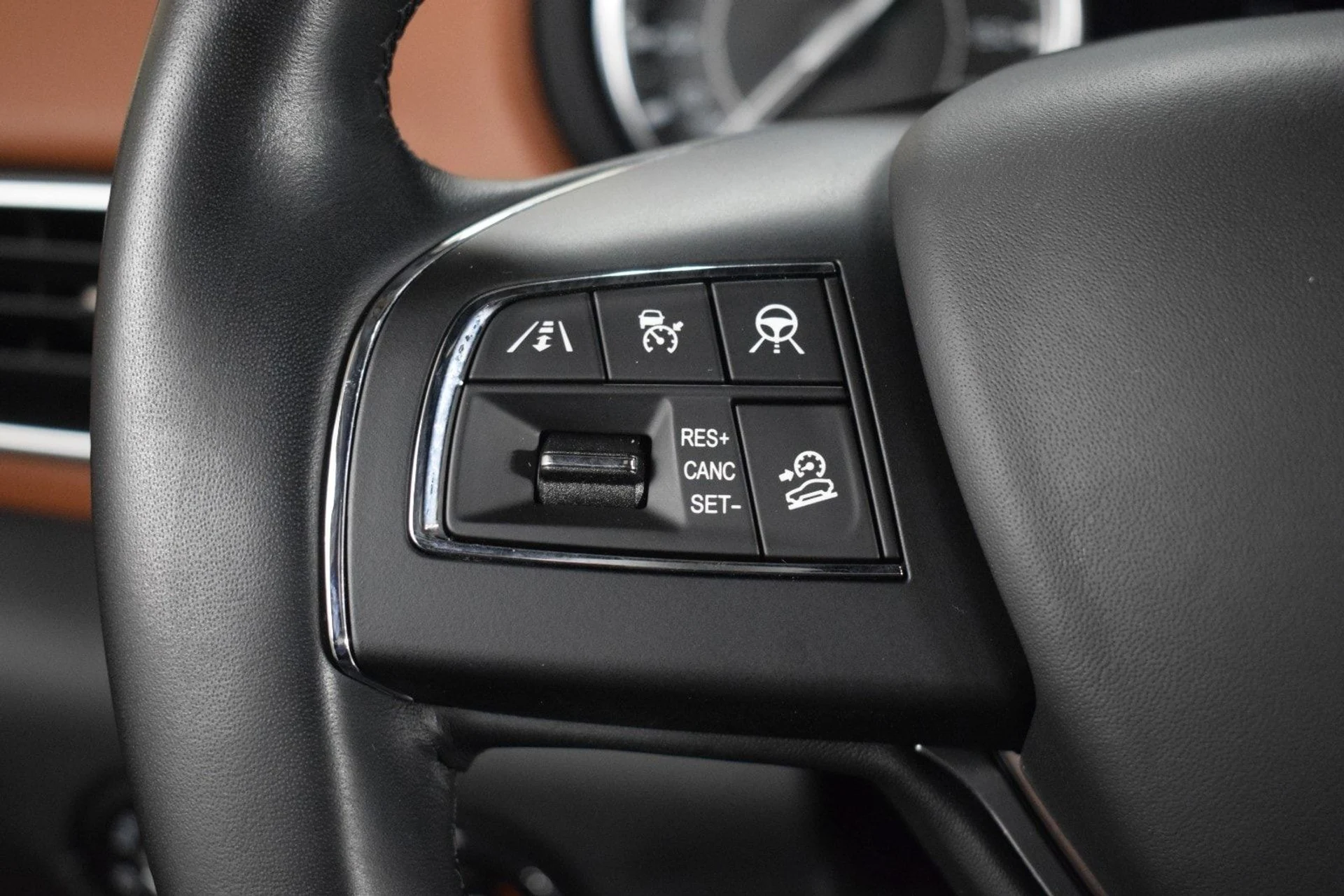 mph026_3279100061_c96850e3ca87abf84c960ba21d1c3022x_640d49e002