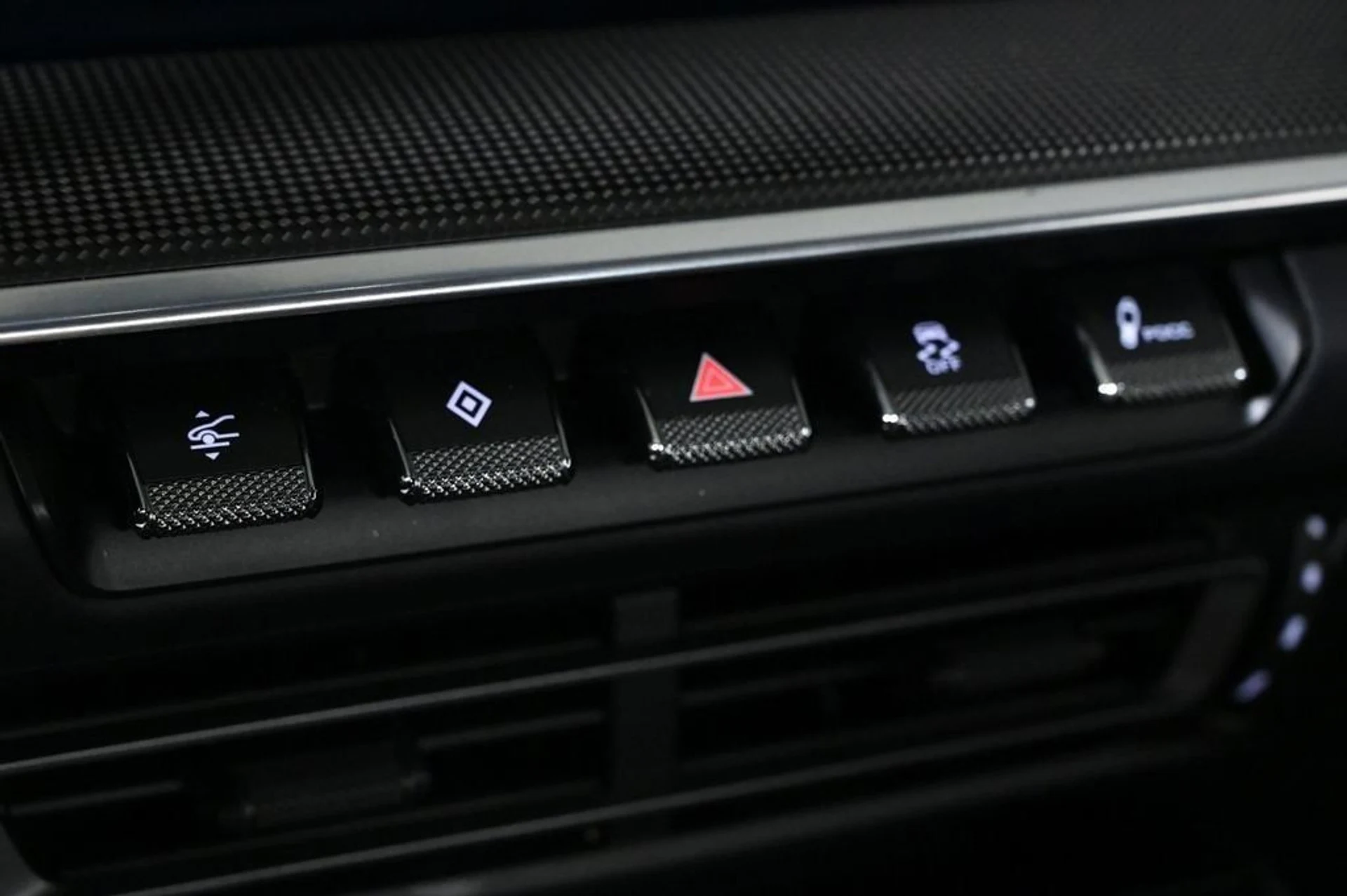 mph026_3290409036_715a24d6d37140c6b1838d78728da3a3_e291a34d3a