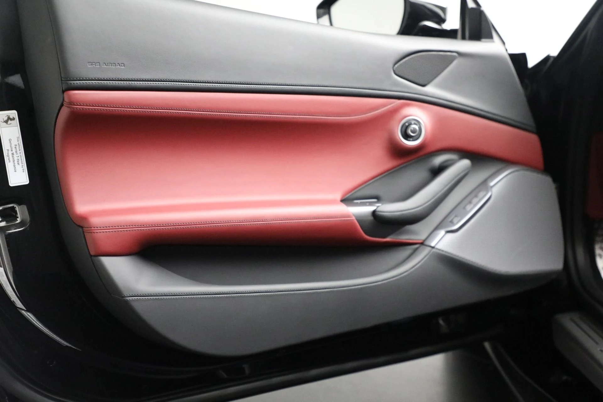 mph026_3307424250_Used_2023_Ferrari_Portofino_M_1718995338_6e9958b39b