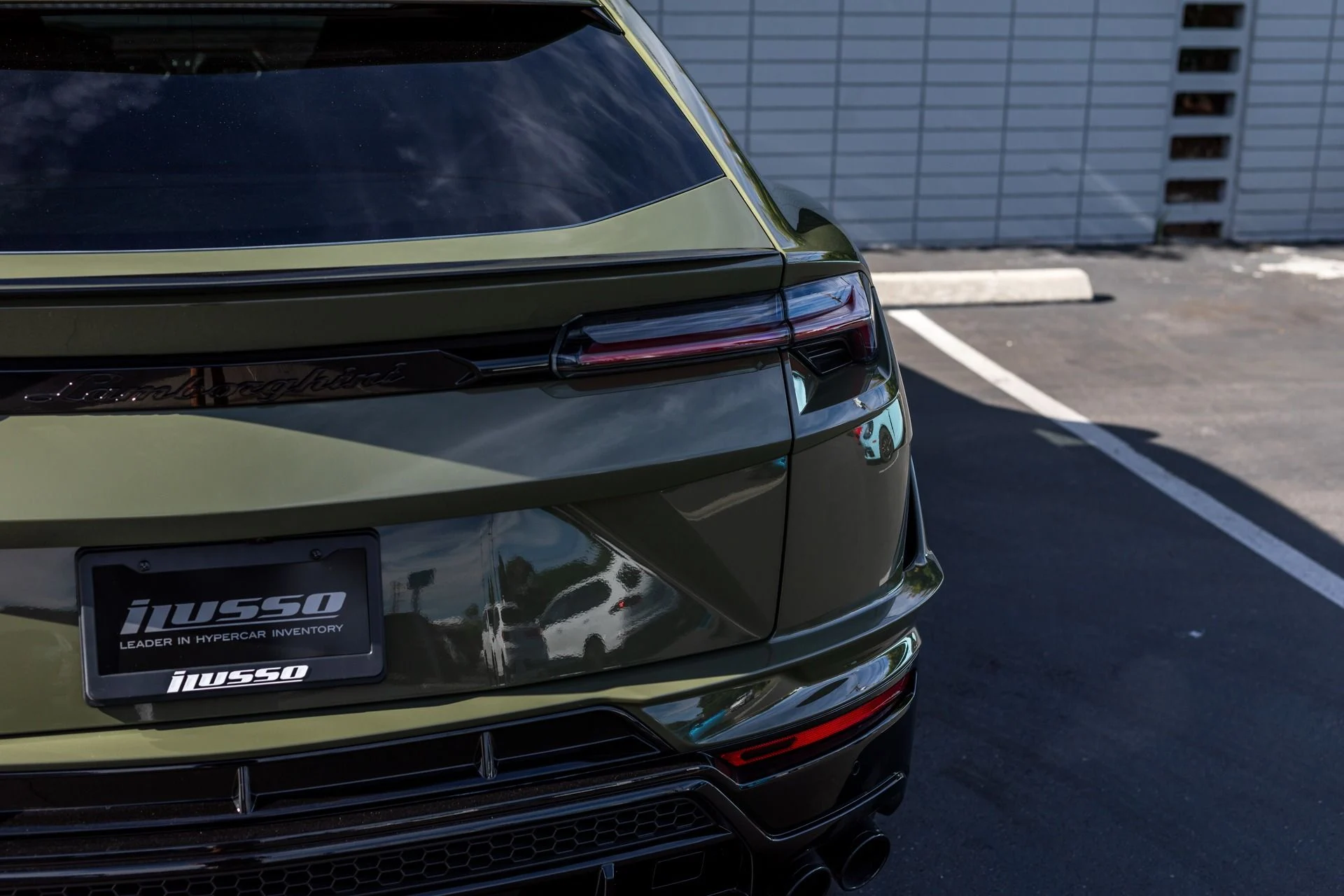 mph026_3309133260_Used_2023_Lamborghini_Urus_S_1764103574_f7c16f2f32