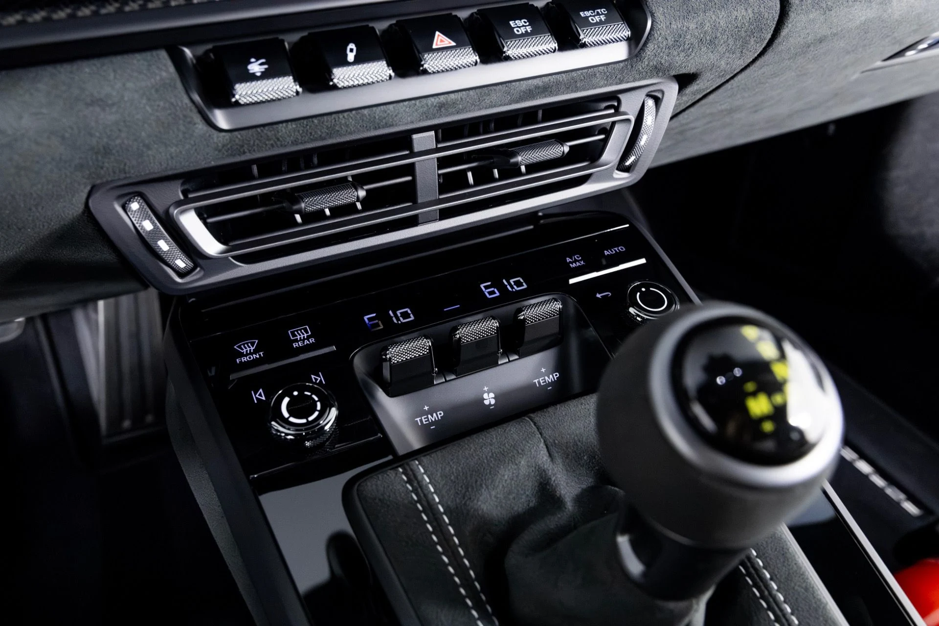 mph026_3318588901_Used_2025_Porsche_911_GT_3_RS_1765482745_fc4d985f13