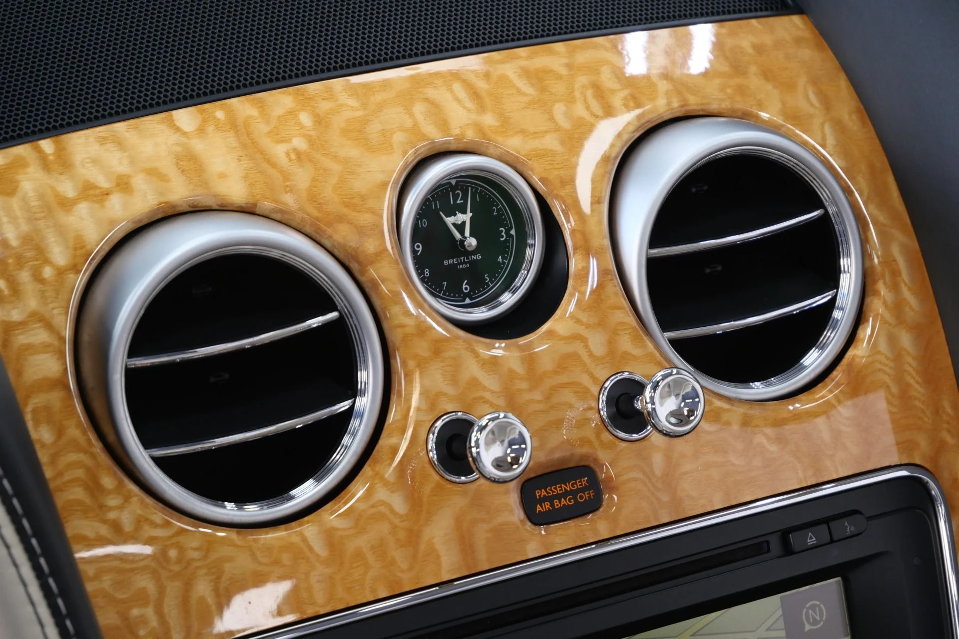 mph026_33224122_Used_2016_Bentley_Continental_GTC_V8_1730914832_5c79c1afc0