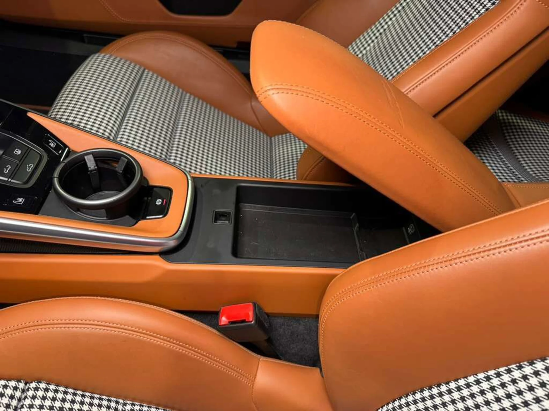 mph026_3323039309_73d35b25a002cee7ed2c1b228d24f3c5_8c6165ef67