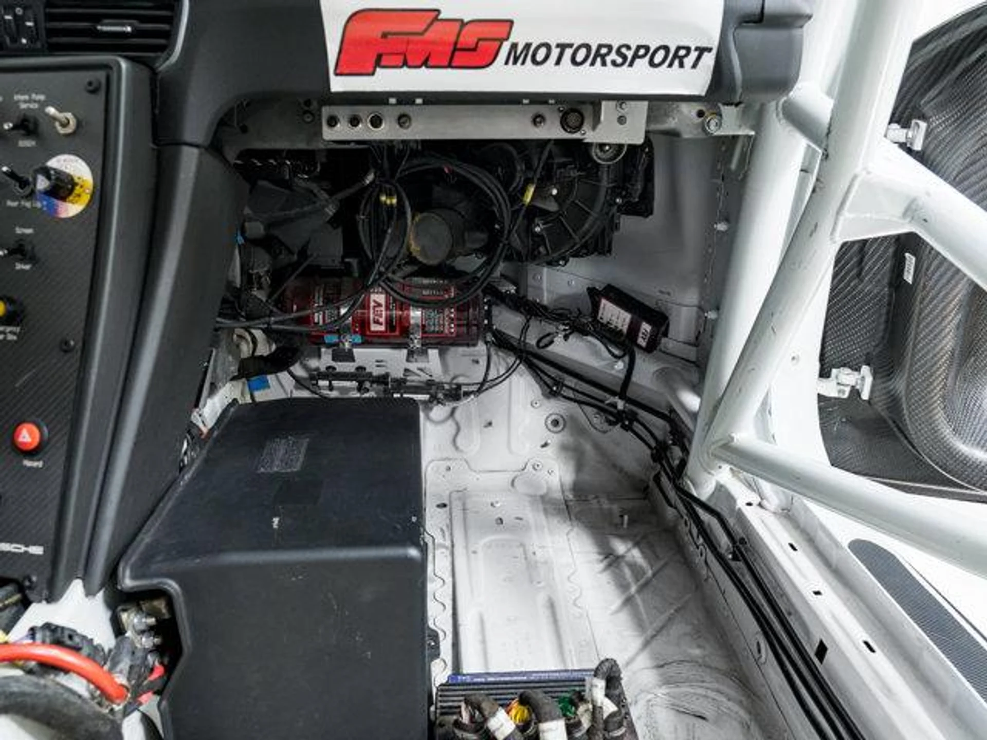 mph026_3323359636_np_Ul_Hfwl_Zc_DGF_7o3s8t_Brqxwng_b56f411ada