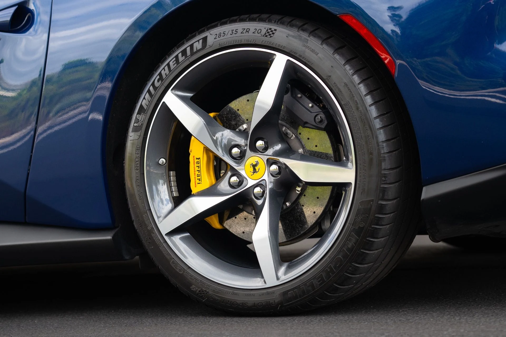 mph026_3326014208_Used_2022_Ferrari_Portofino_M_1770268435_f135266bf1