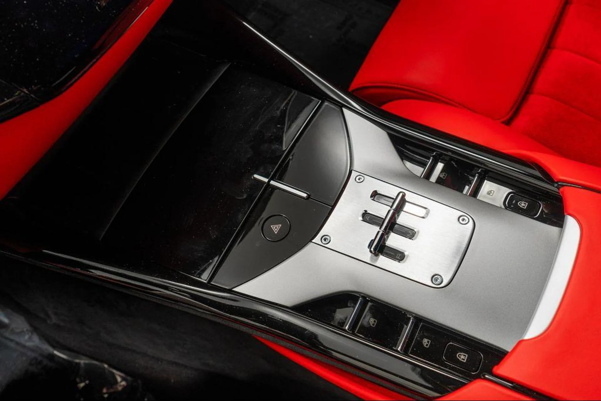 mph026_3329944789_hh_Nnrywcmel_Cr_P6_QZH_p_Tj1_Z8_Xo_5d2112ec73