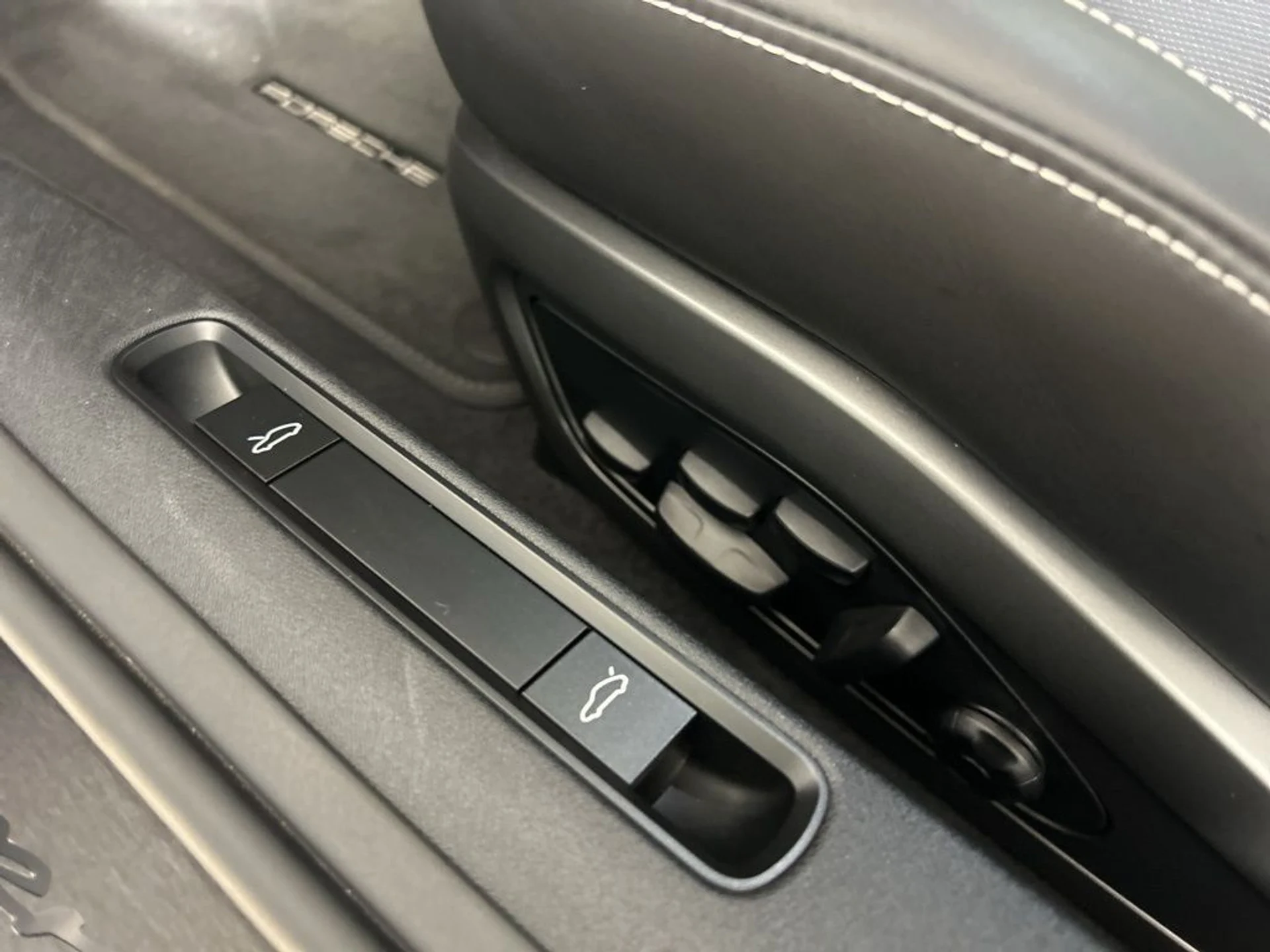 mph026_3338408781_73d1af1976a70d81bd25a36c0a5b9749_74c4127ac7