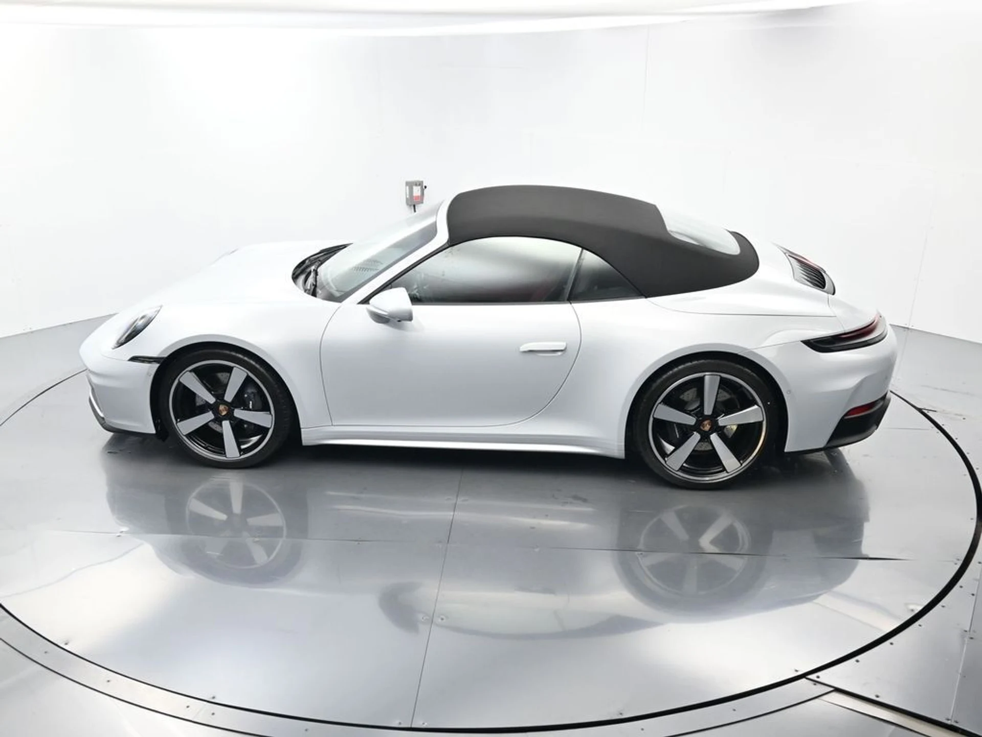 mph026_3342864013_94f0a35430372d46b85046263fdddcbf_713279df6d