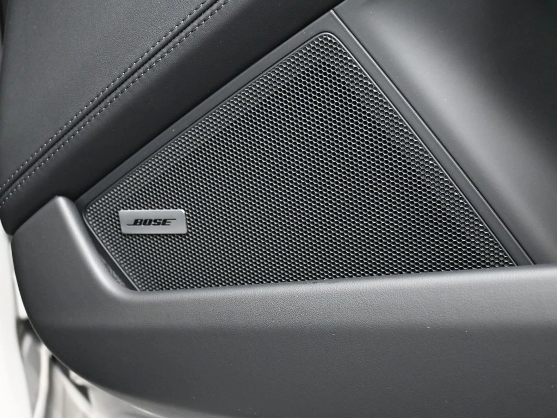 mph026_3342882754_3860fa0f_7e48_4131_9eb2_892ff8913fdf_9647c39412