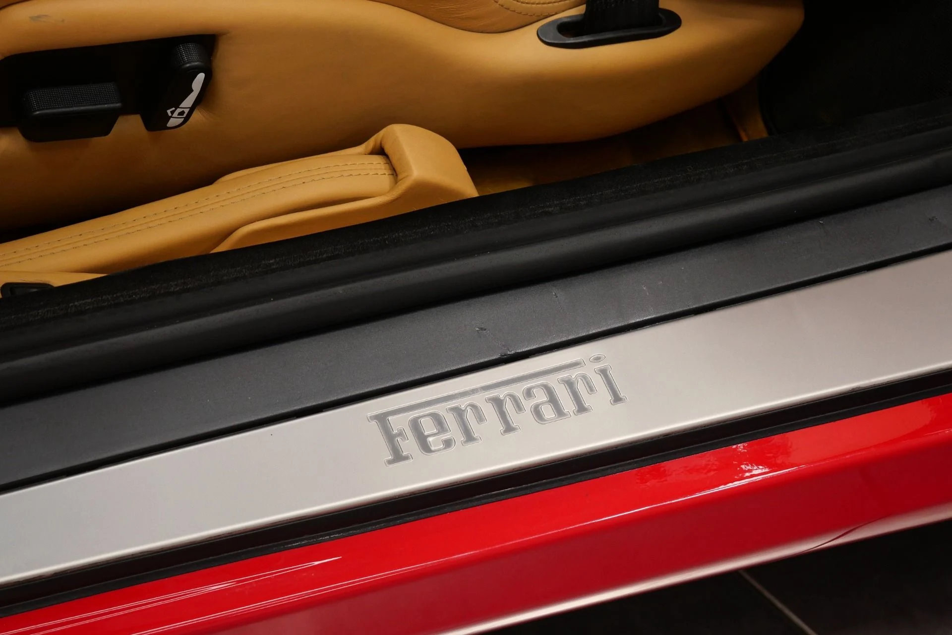 mph026_3347546265_Used_2005_Ferrari_575_Superamerica_2024_Belt_Service_Fiorano_Handling_Package_1769812853_c57239de5d