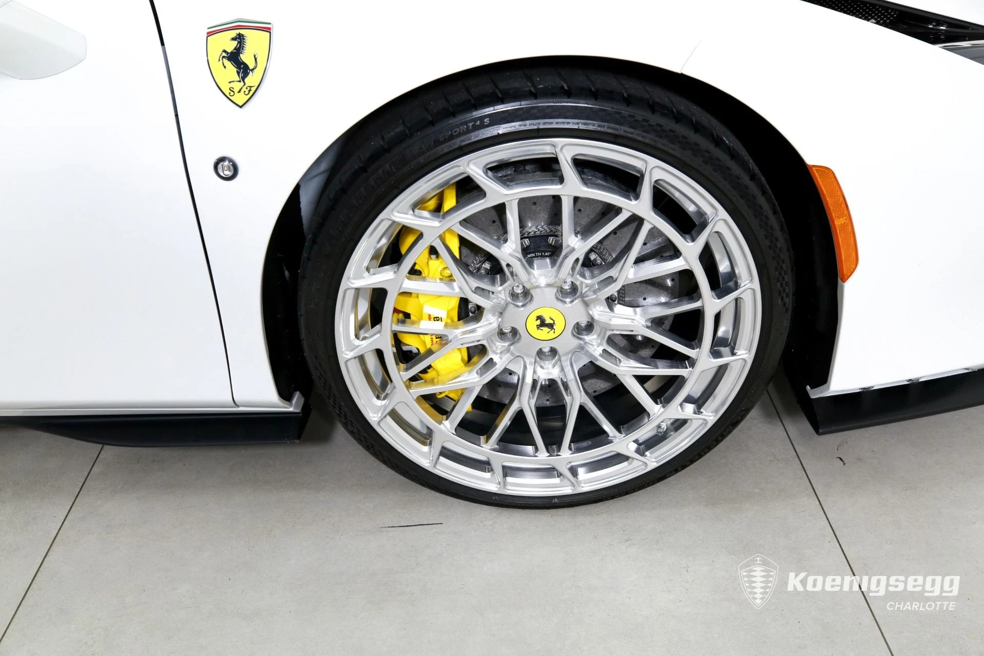mph026_3348915134_Used_2023_Ferrari_F8_Spider_1783439458_1272f3d46b
