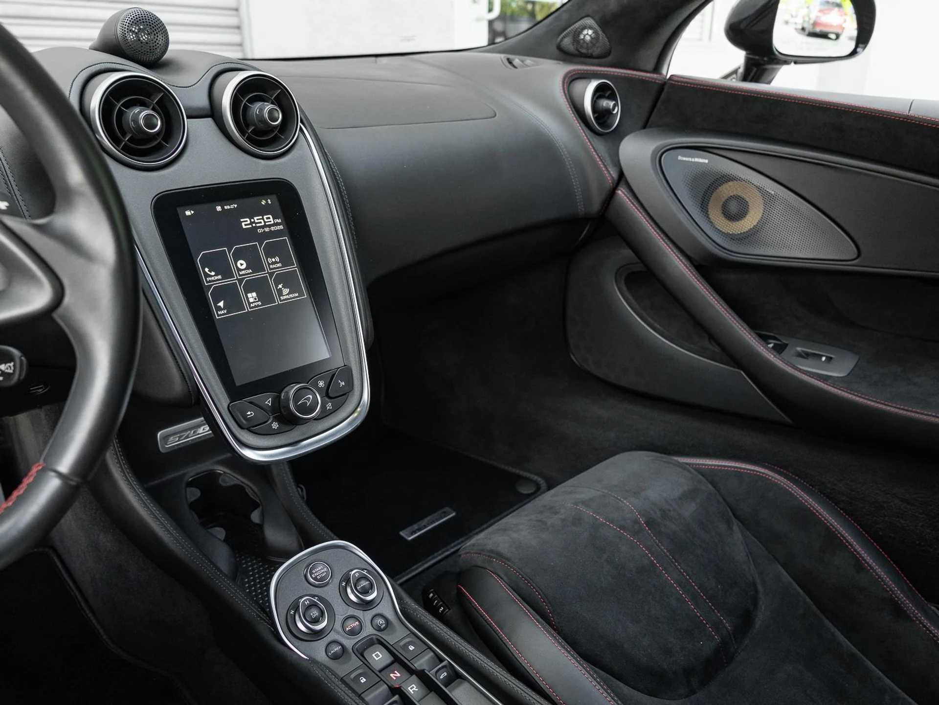 mph026_3349383092_Used_2018_Mc_Laren_570_GT_1768385503_56c43c5490