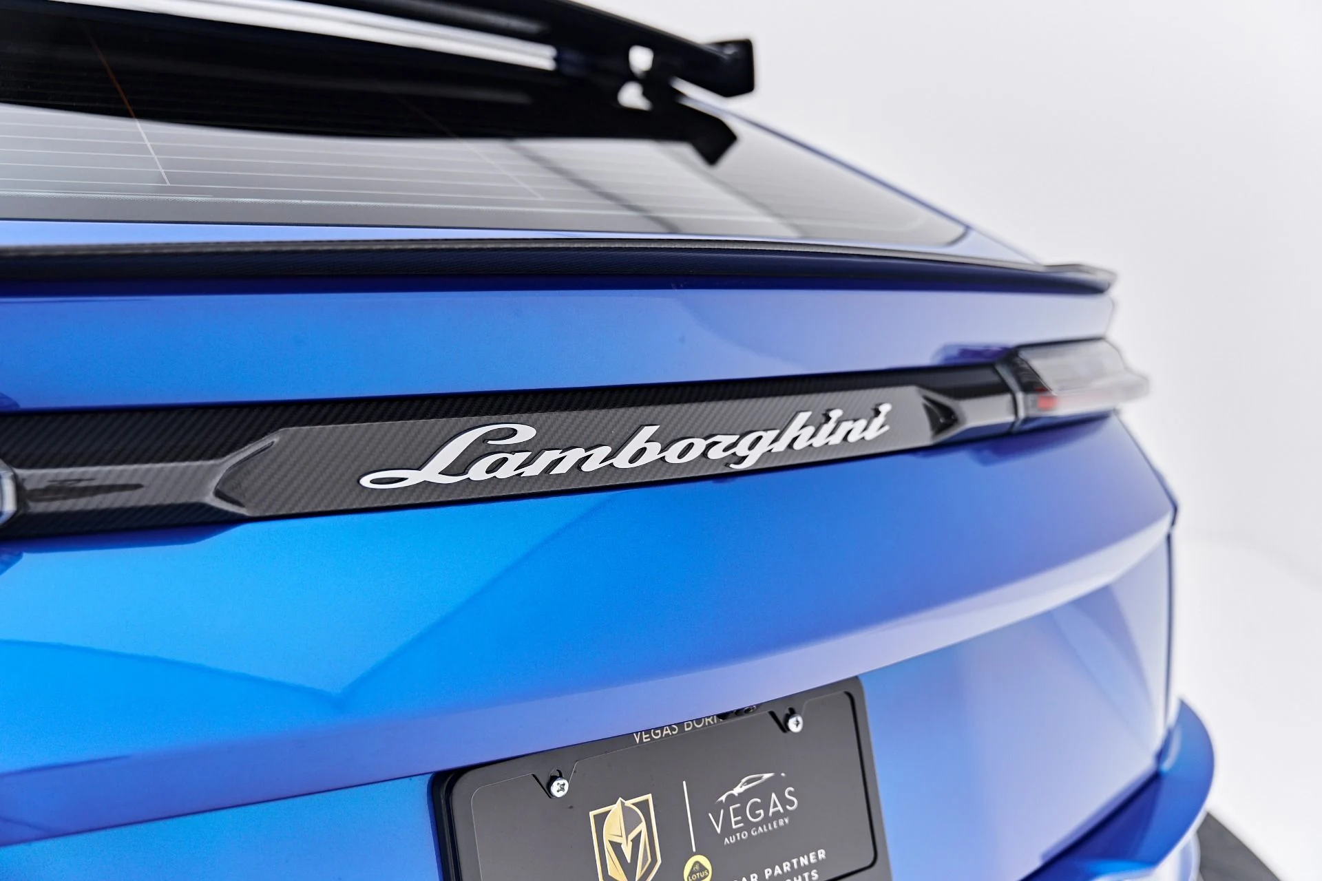 mph026_3353080889_Used_2023_Lamborghini_Urus_Performante_1790208834_4dc878e56f