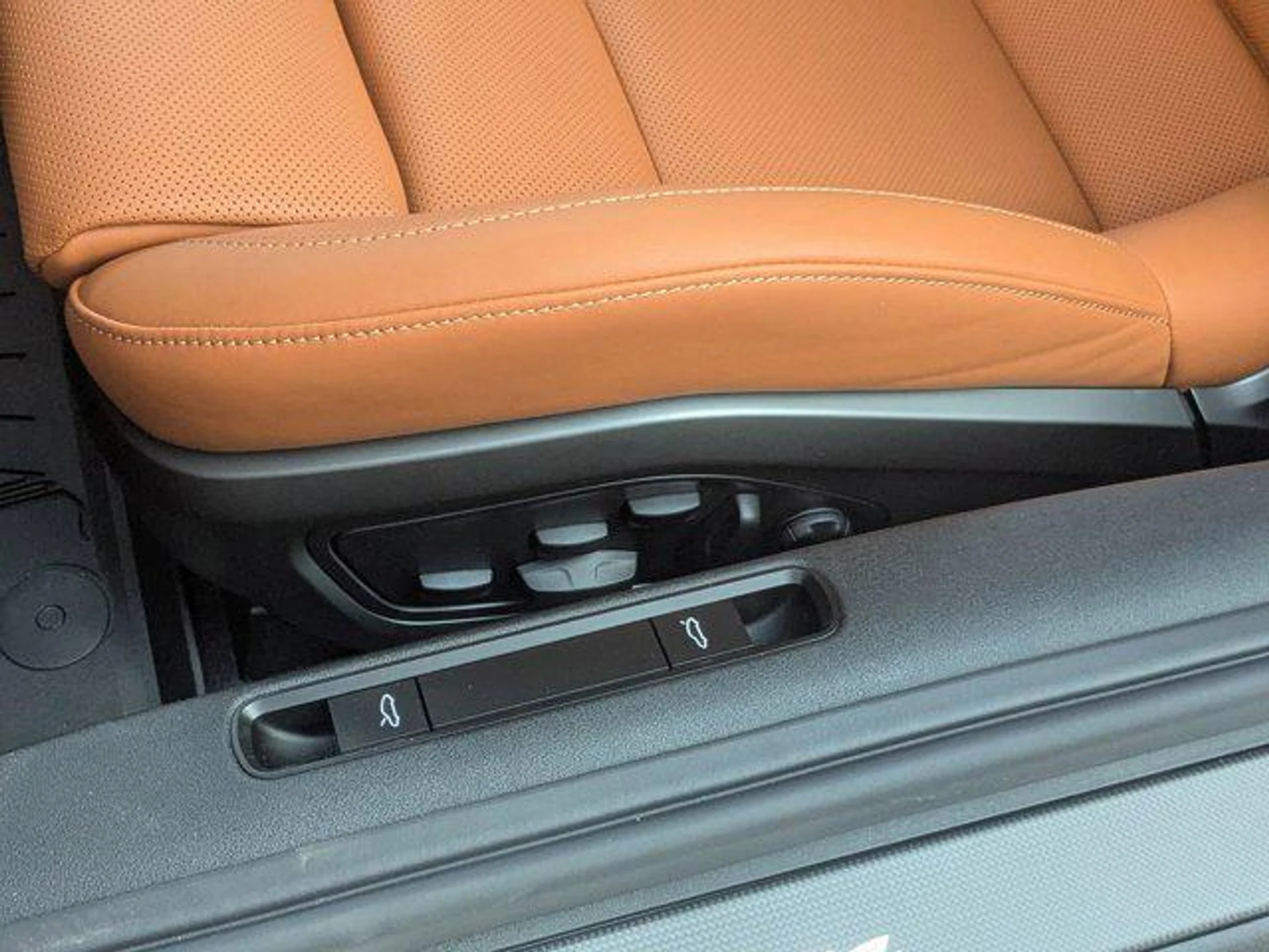 mph026_3353475250_MO_1_Vze_E3vsm6b_Eis_AZ_Dwgk_Lf_Ms_M_701d56d2f8