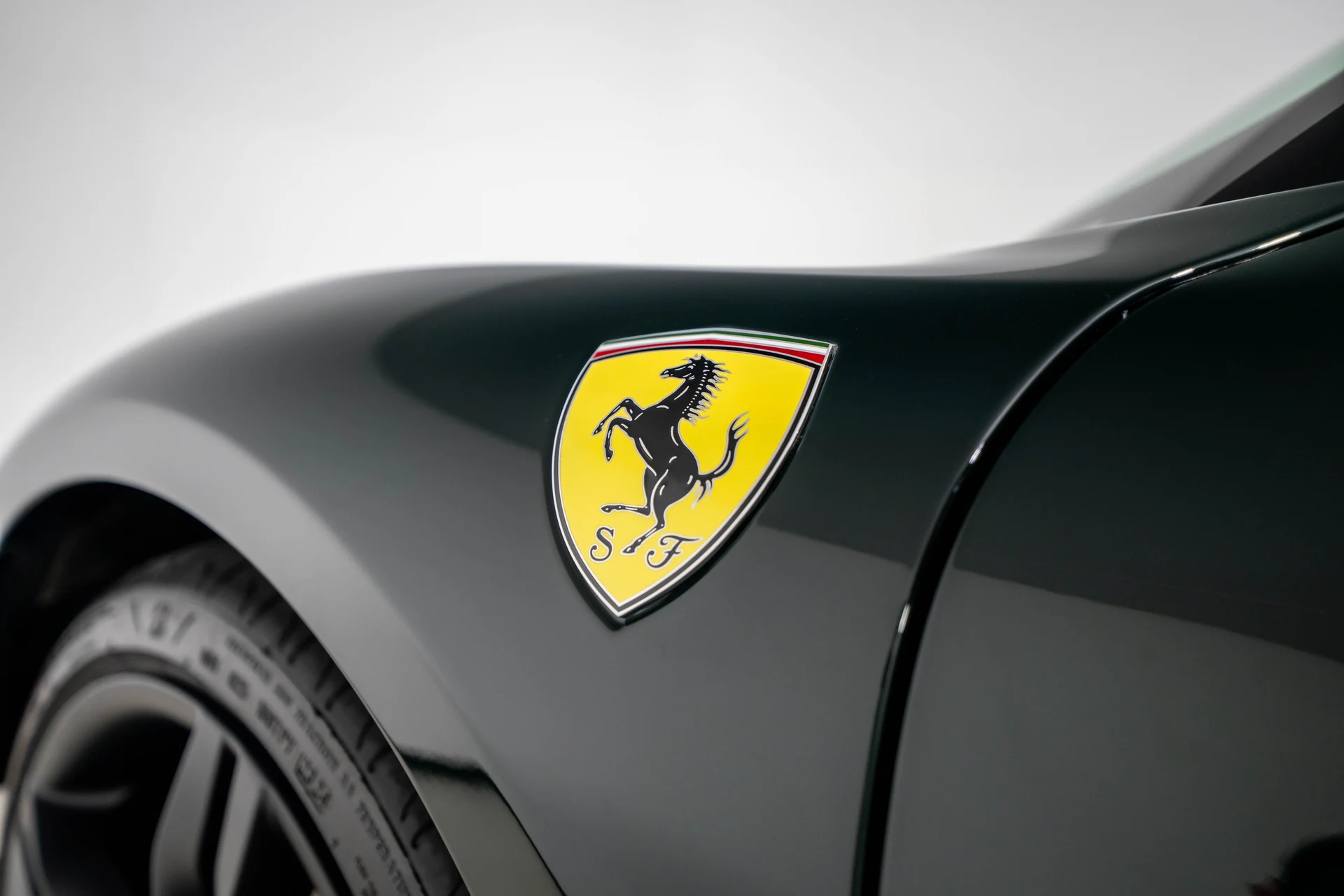 mph026_3355606056_4db85075541b7b80e2f2a5cfef70a8b2_84b24d810a