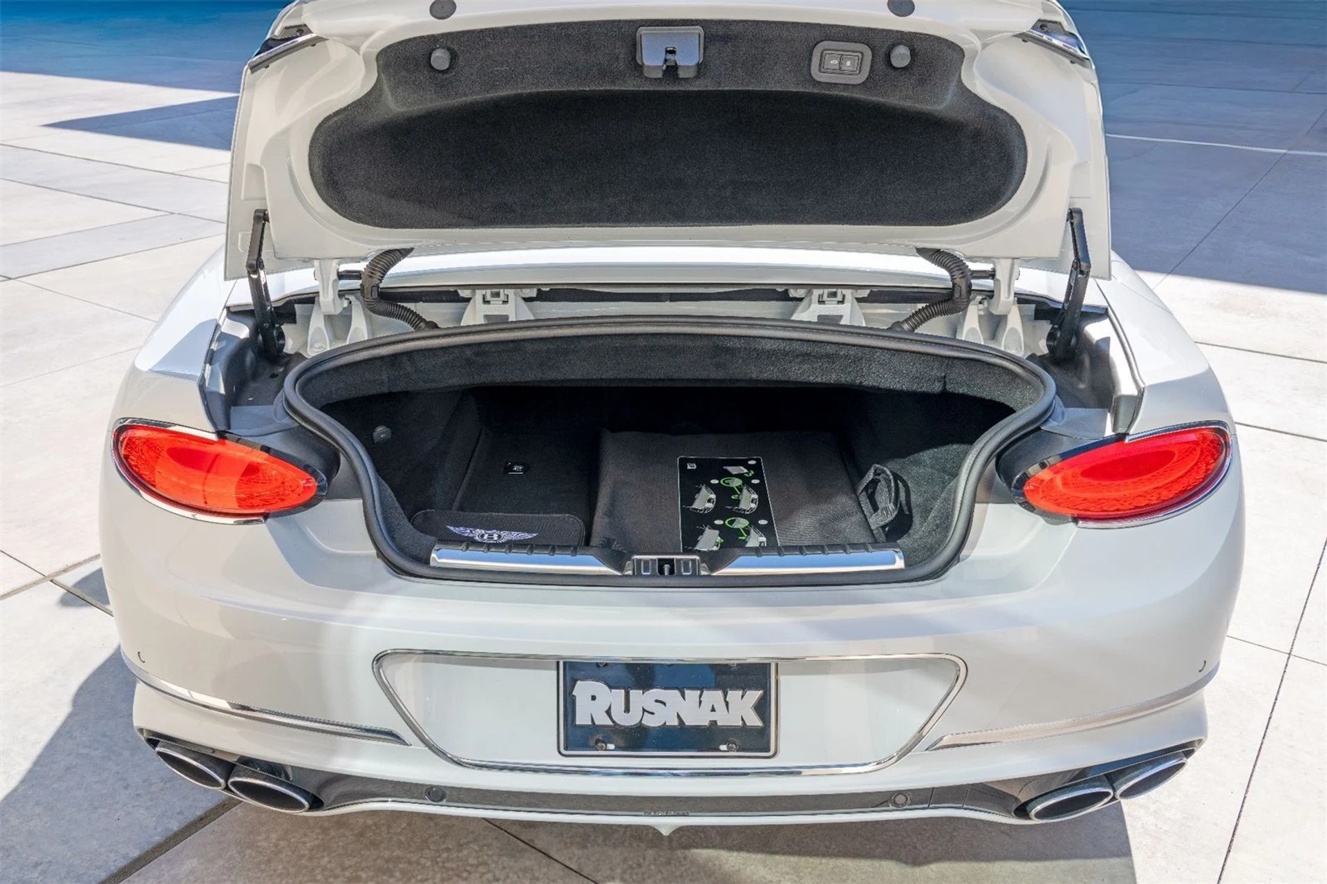 mph026_336472140_66a827af46980daea2f3b03a5631f4a3_712273e128