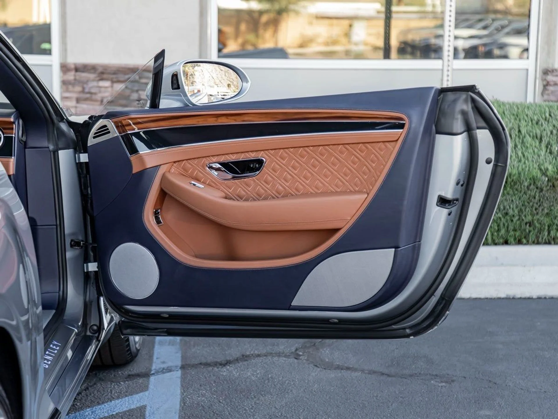 mph026_33654561_27_490cdd8c60