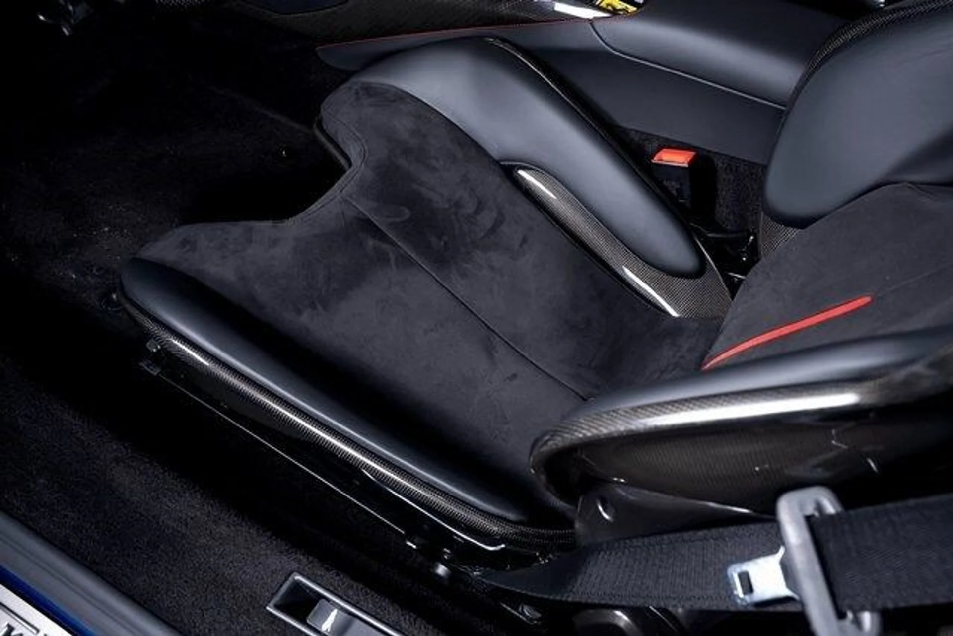 mph026_3372045284_bd4edecb4ae4a71c0d6882bcd18e4b26x_25f37ee091