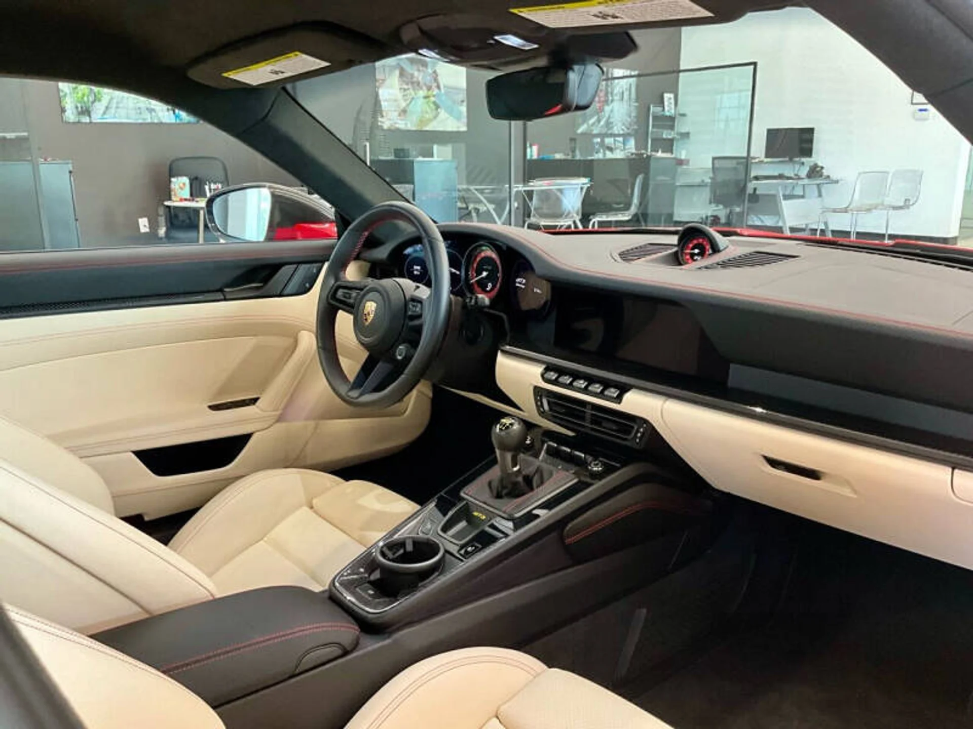 mph026_3372183692_2022_porsche_911_gt3_2dr_coupe_2a14d2cda8