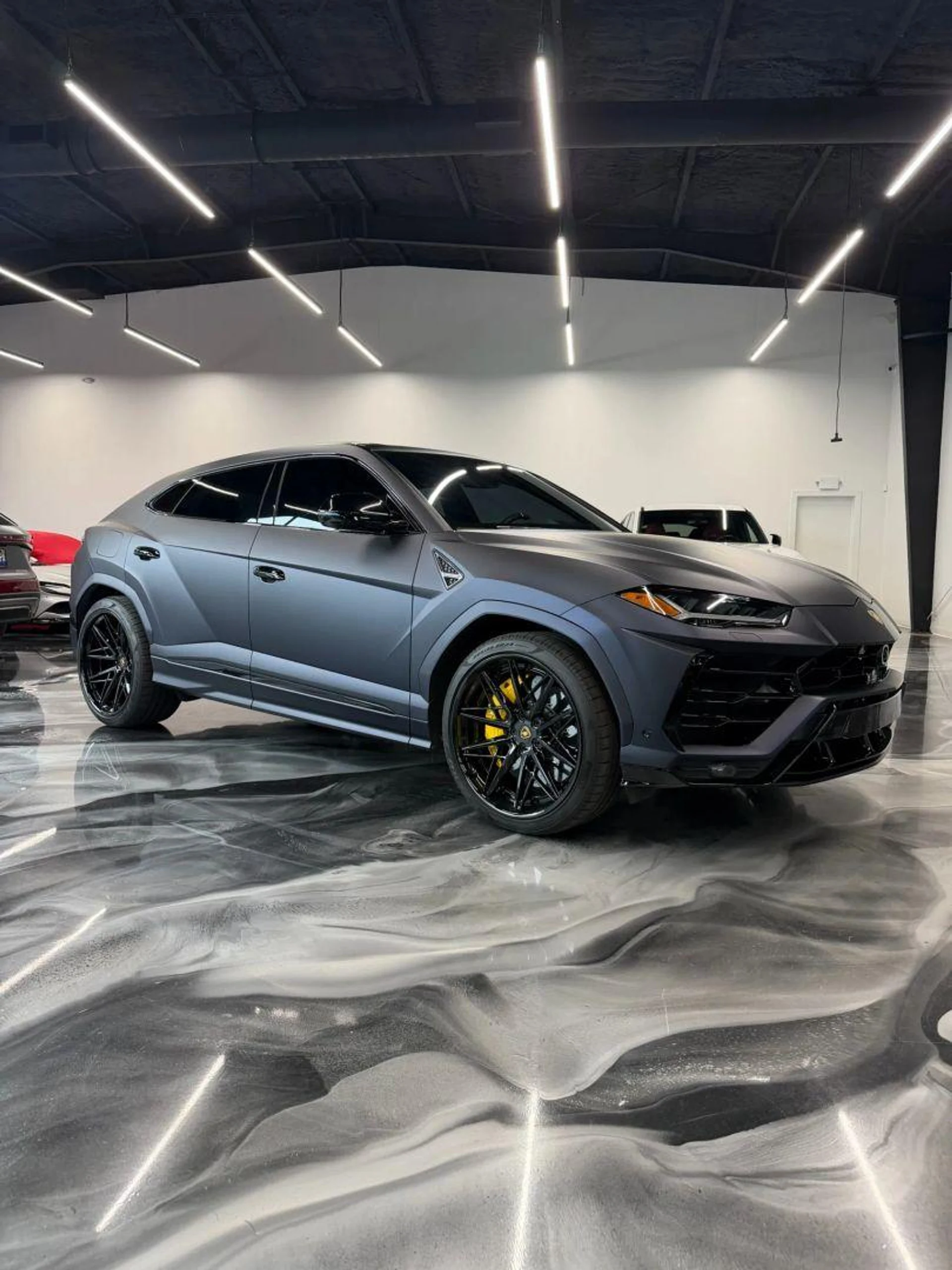 mph026_3374095870_Used_2022_Lamborghini_Urus_Sport_Utility_4_D_1784762927_535d21e4bf