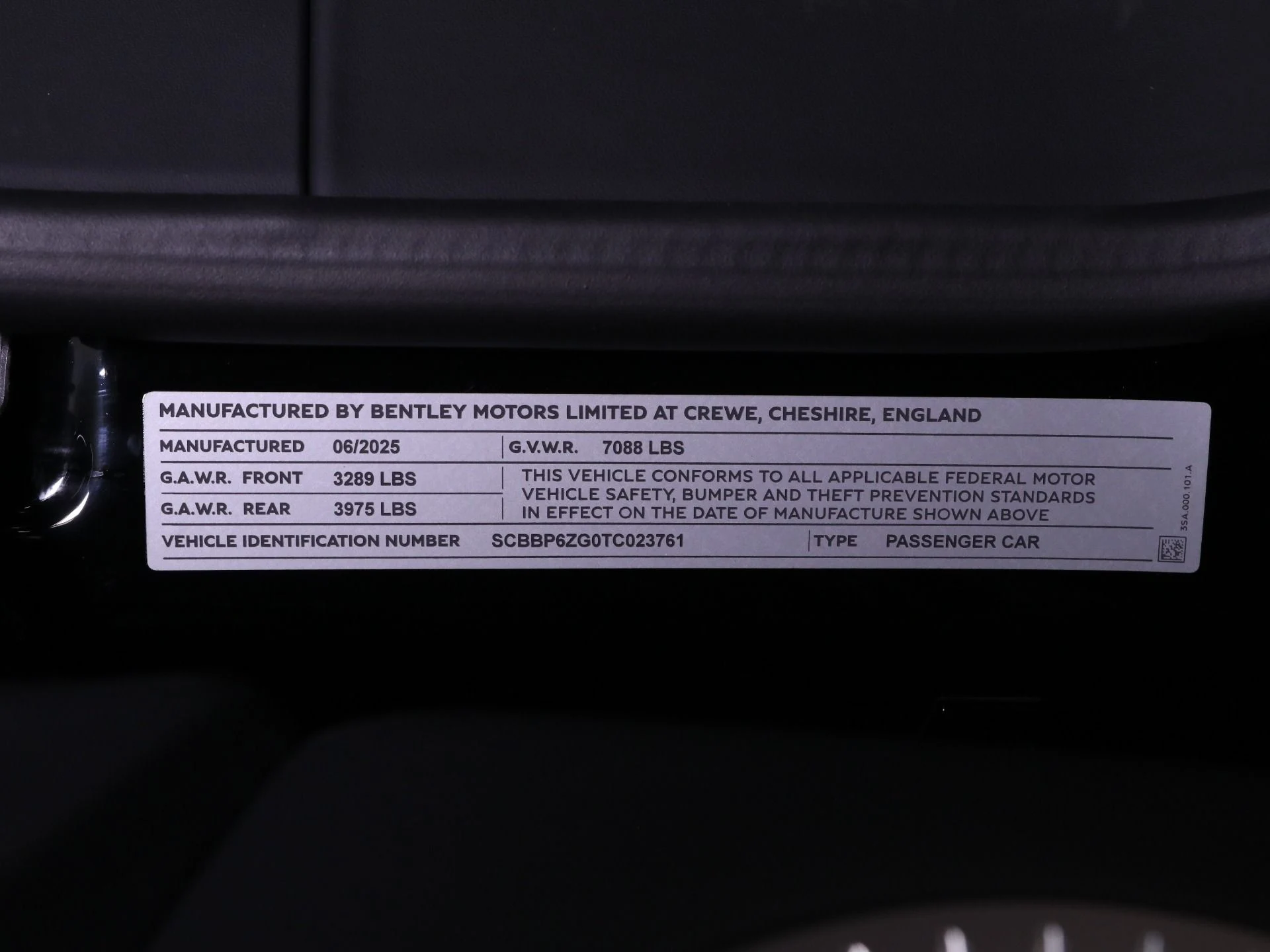 mph026_3377679977_New_2026_Bentley_Flying_Spur_Azure_1759158493_f7c9fff499