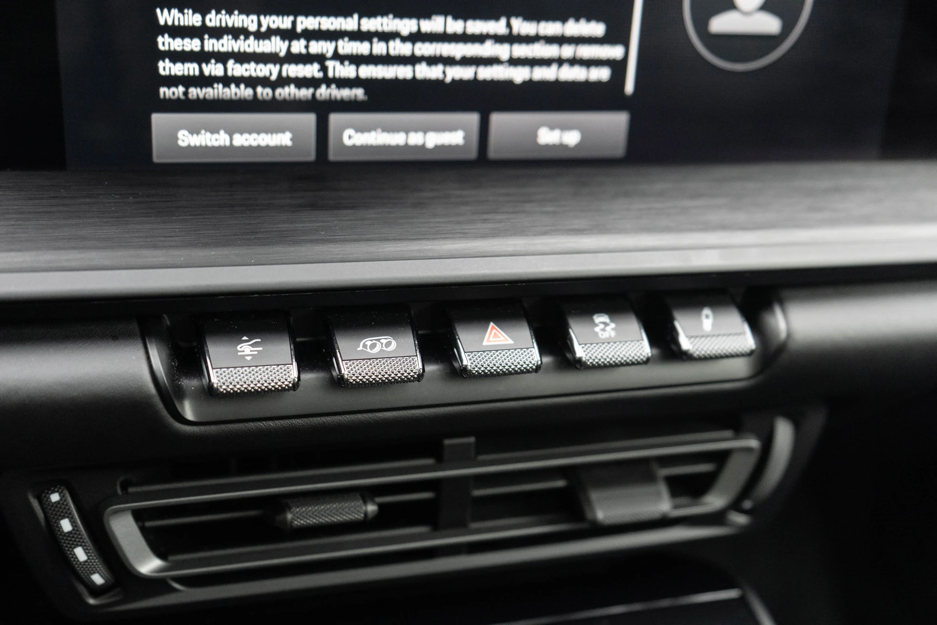 mph026_3379071622_27_e1f6739413