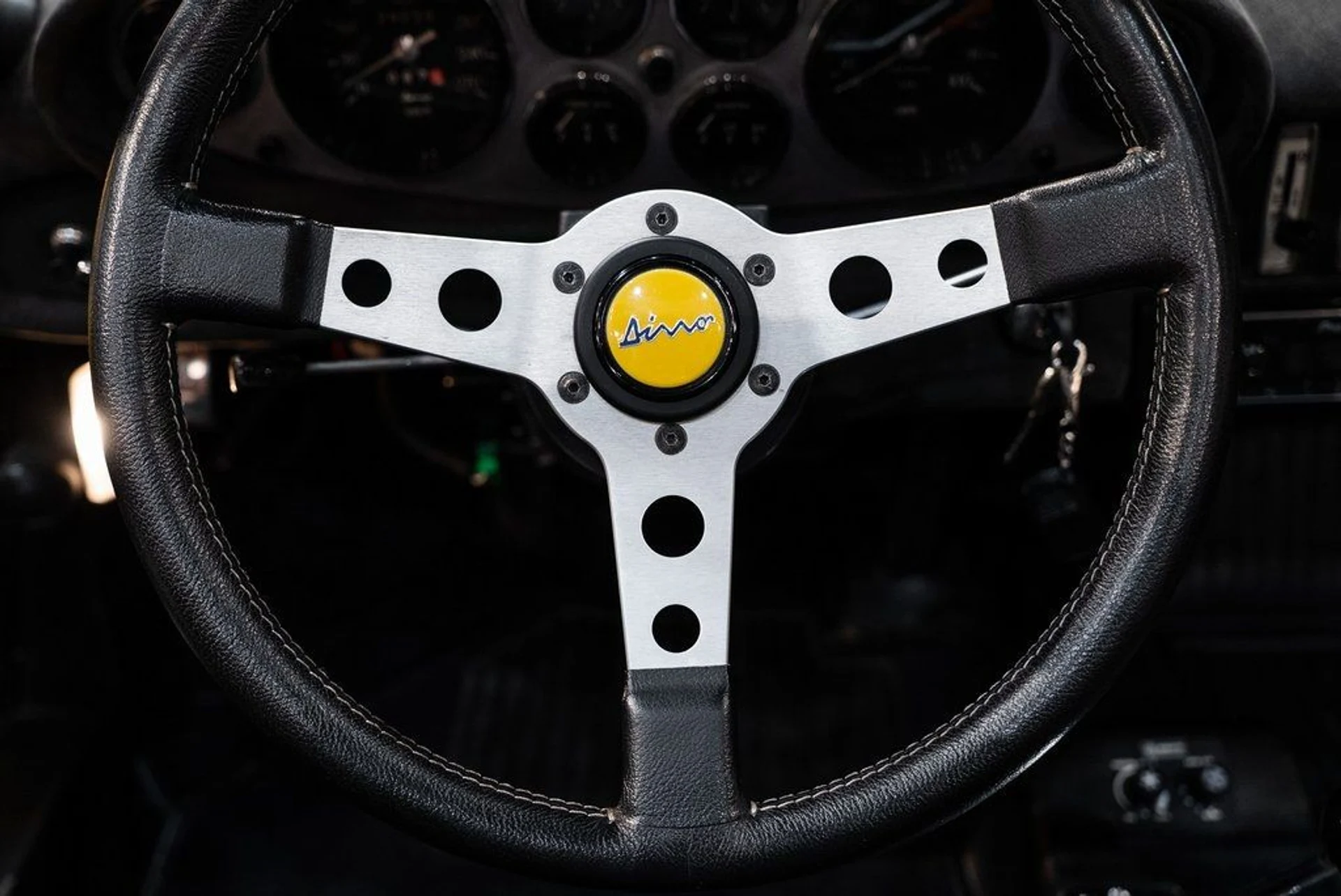 mph026_3382208887_64e9a18cc131b8990b7eb696e0837510_a8272cce7e