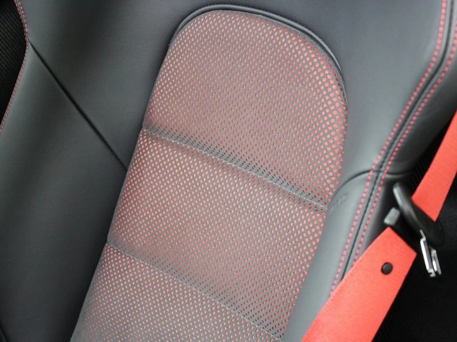 mph026_3382695449_27_5473af2627