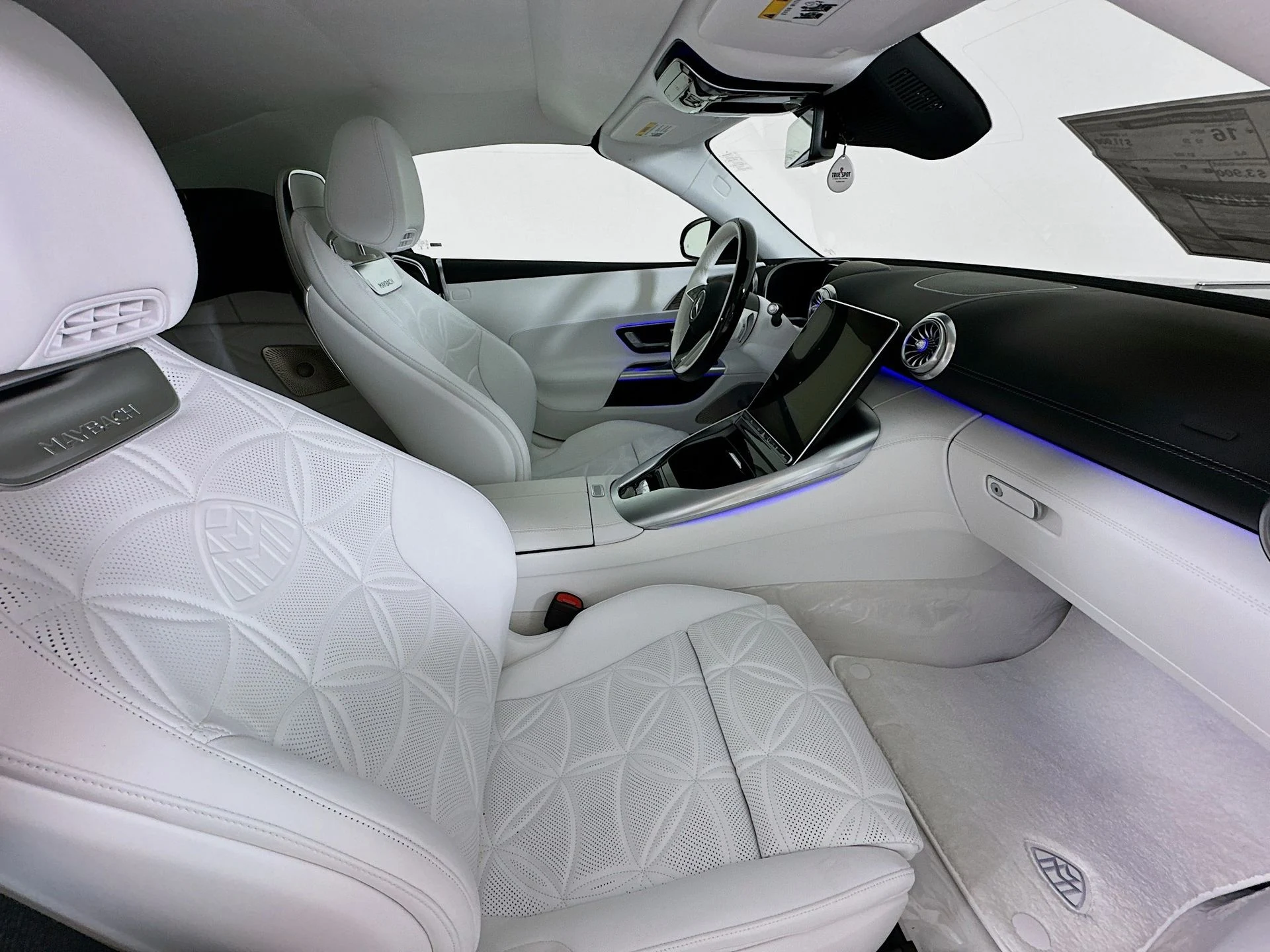 mph026_3390362285_7cf73c2d8e069b6ab1b3bd4afb43e4e7x_3dba9a4f6d