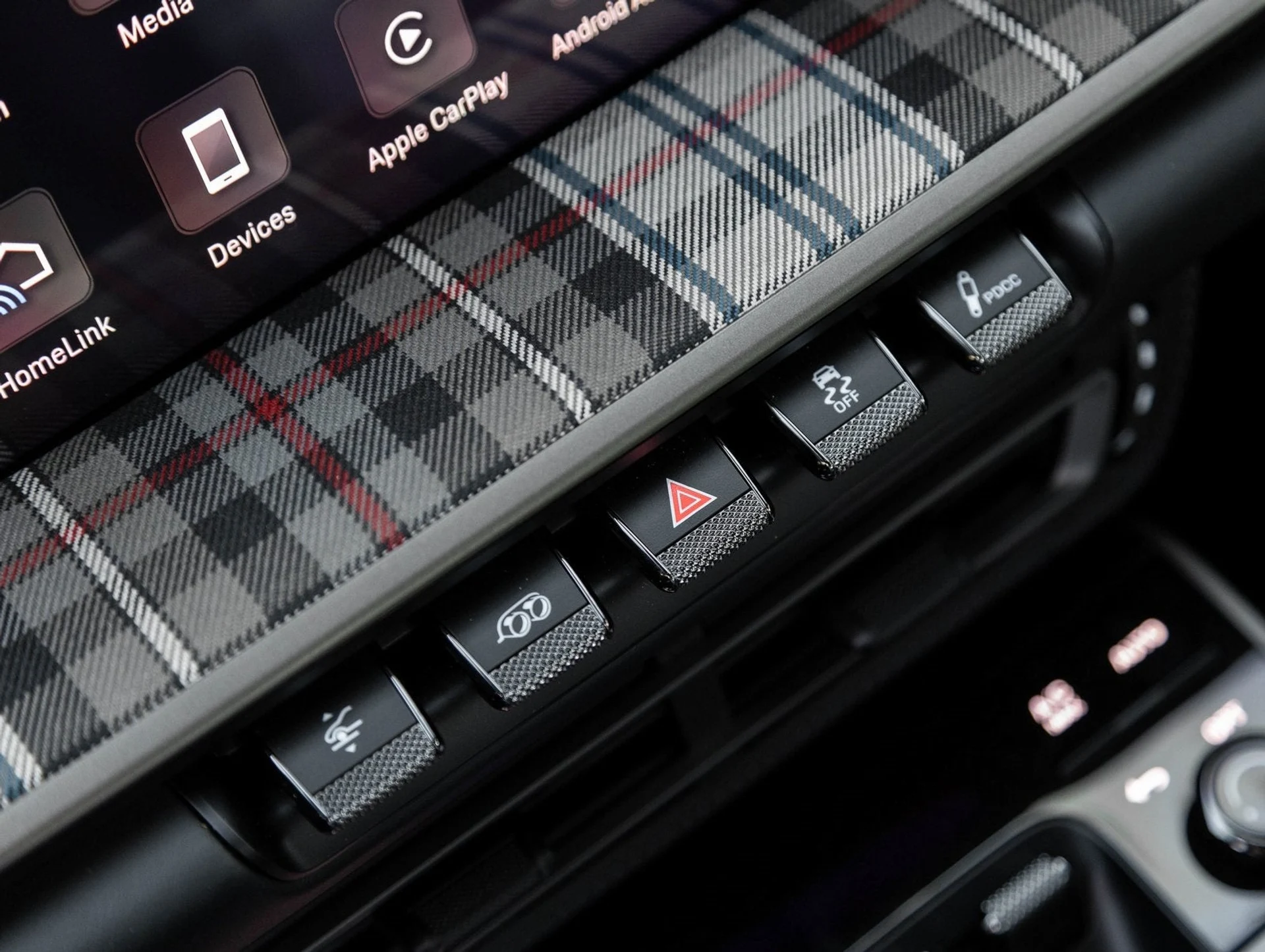 mph026_3391136839_27_7a94120a98