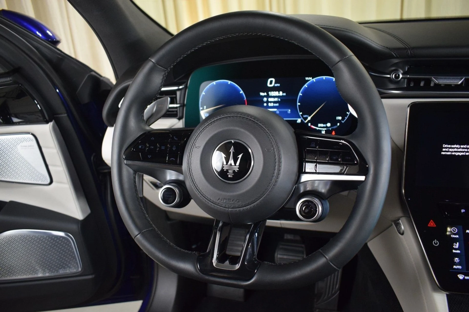 mph026_3398882438_92509d362e1c3e6fcdb6336af455d214x_25730e2f76