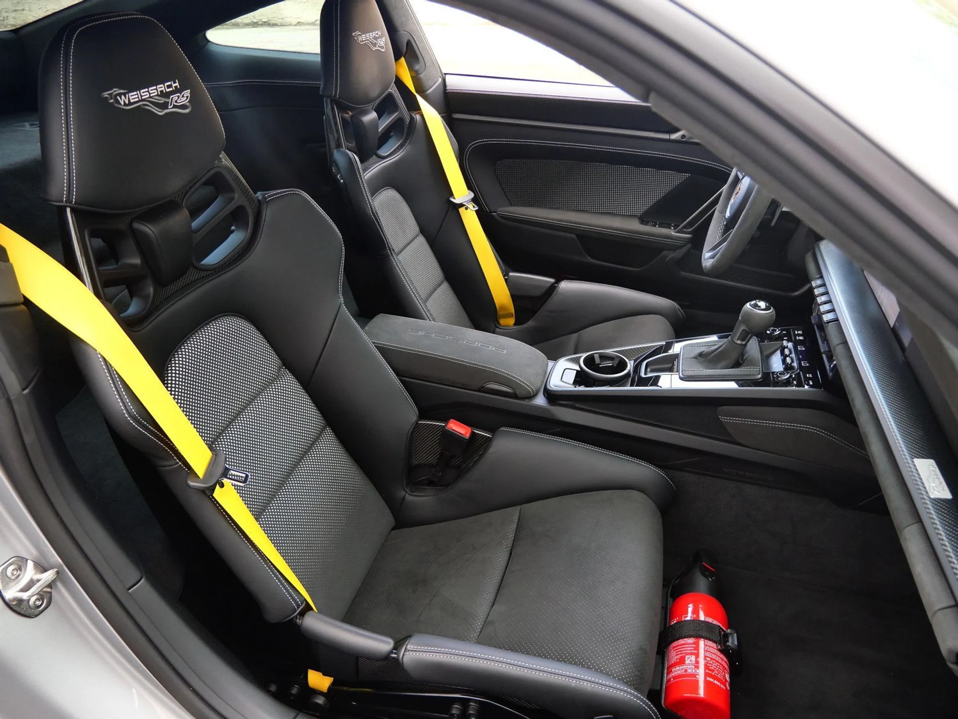 mph026_3403977554_9065f88ff42fc47d3e3e69029caaea2dx_9e3d9adf38