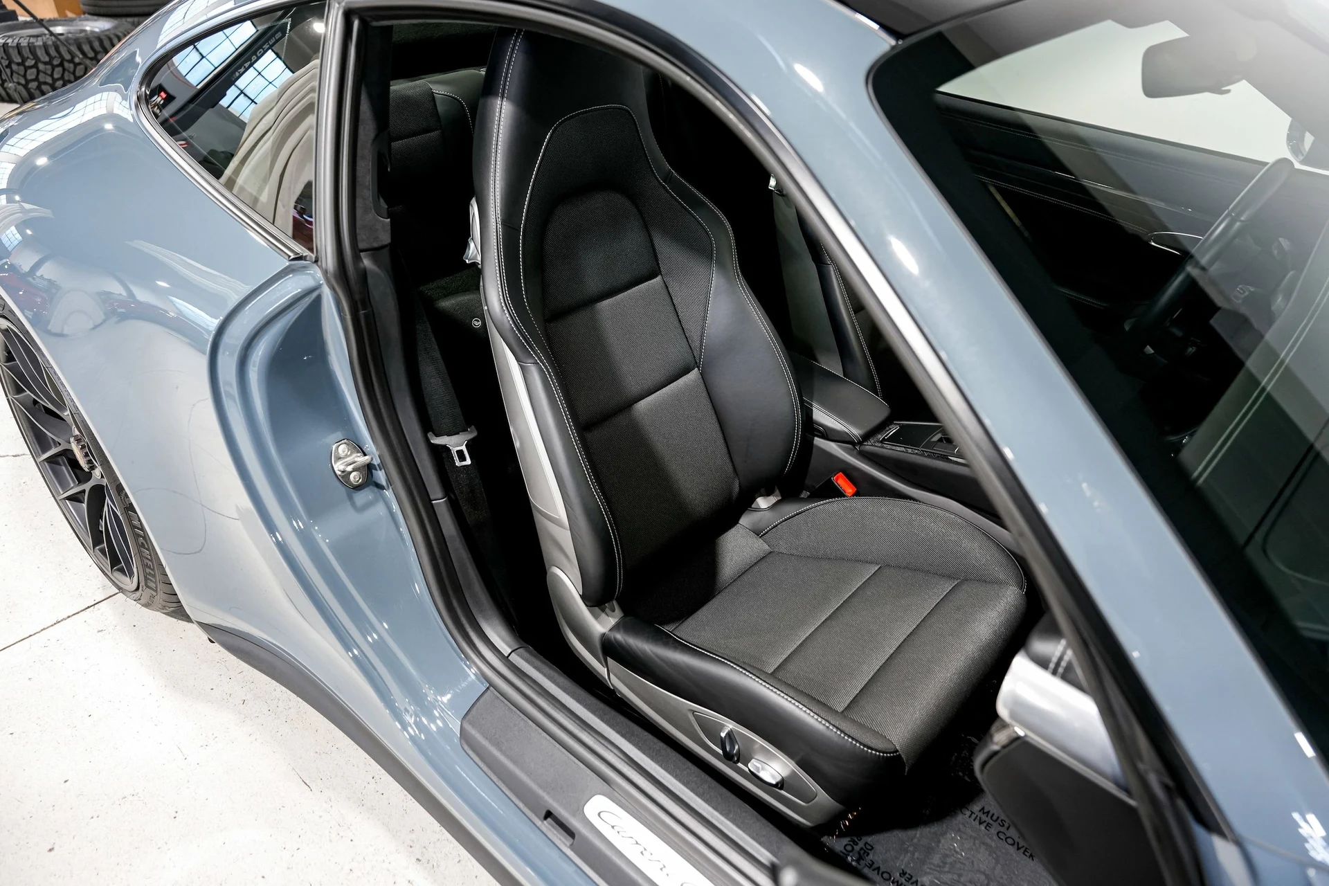 mph026_3410982318_54abf9b2a4071dc78f6d1693407ea4c3x_e9dcff8a44