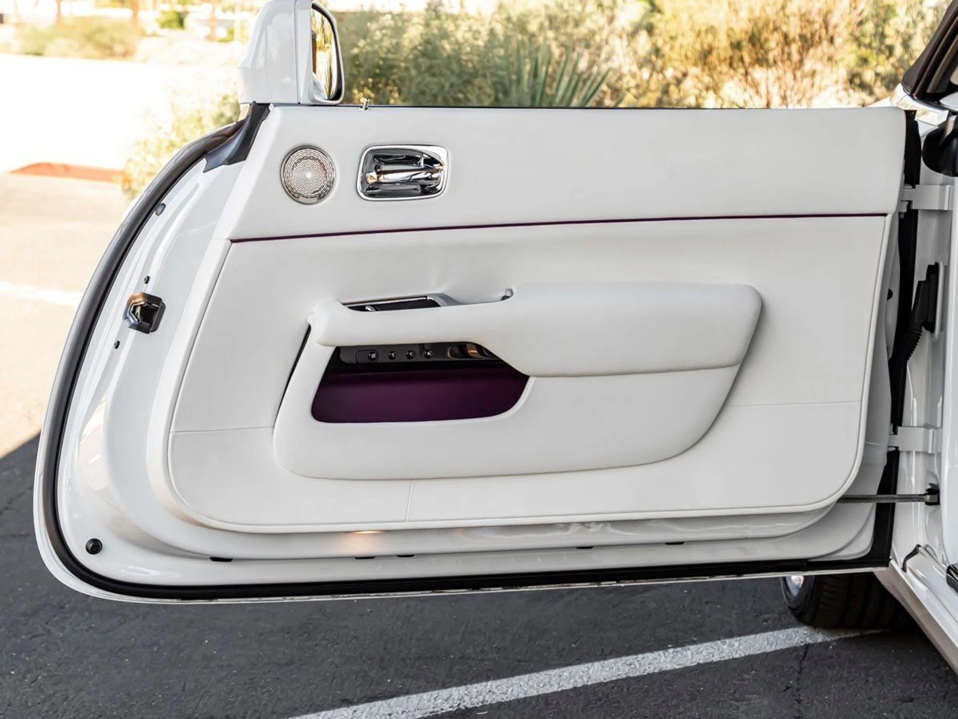 mph026_3424837277_27_3c95cbc54a