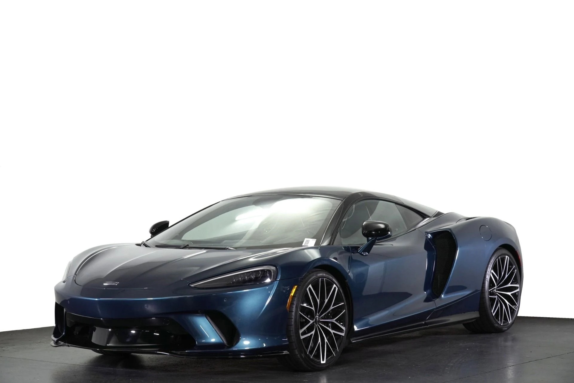 mph026_3430116264_Used_2023_Mc_Laren_GT_1764782426_61db85fb4e
