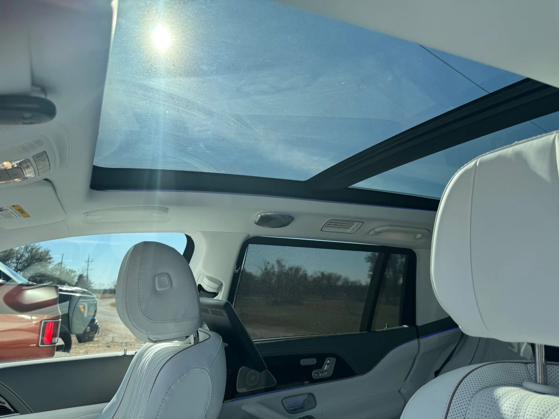 mph026_3431185628_Used_2024_Mercedes_Benz_GLS_Mercedes_Maybach_GLS_600_4_MATIC_1767127195_aad97bbca7