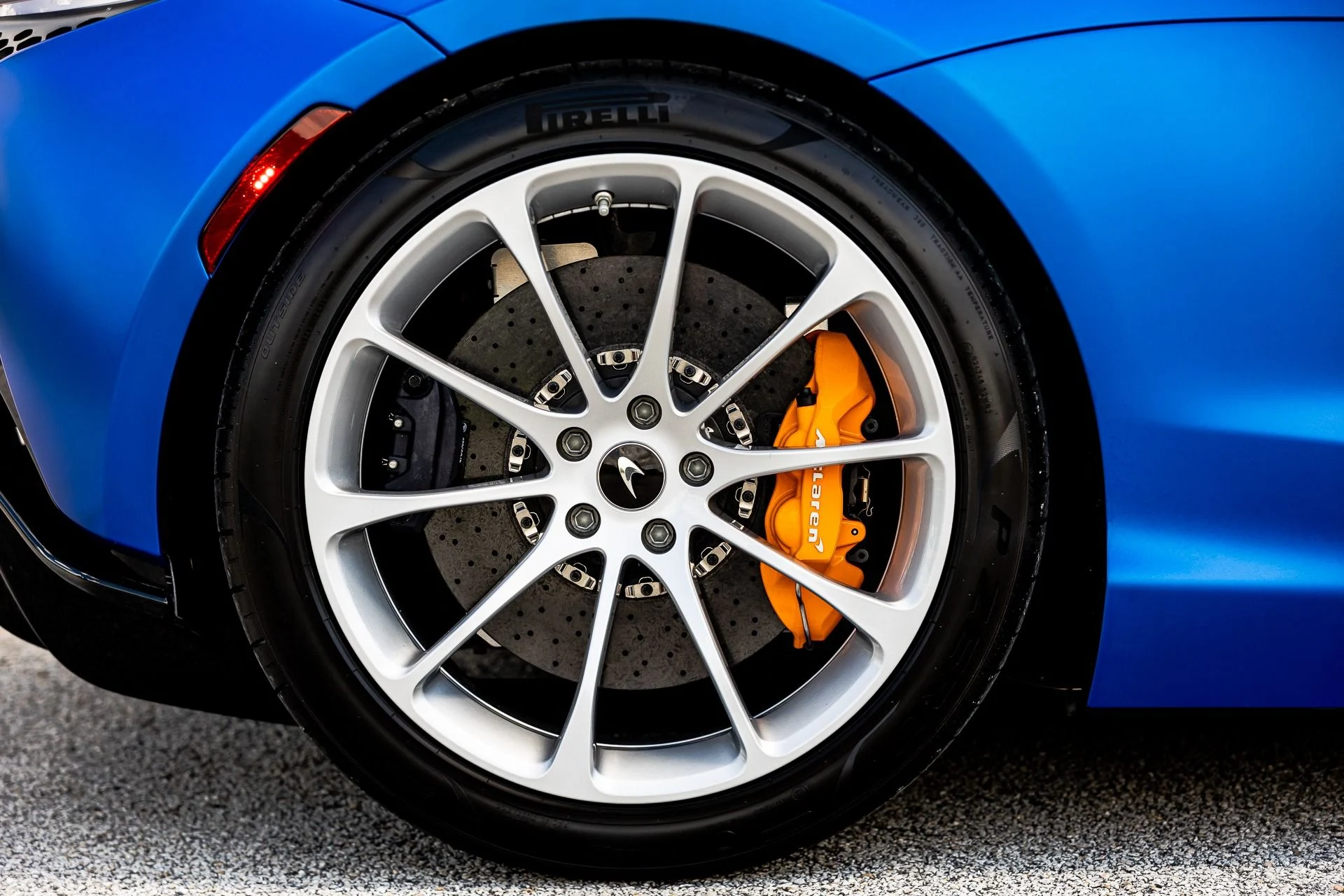 mph026_3442413695_324_p27_l_4a2f91a0c4