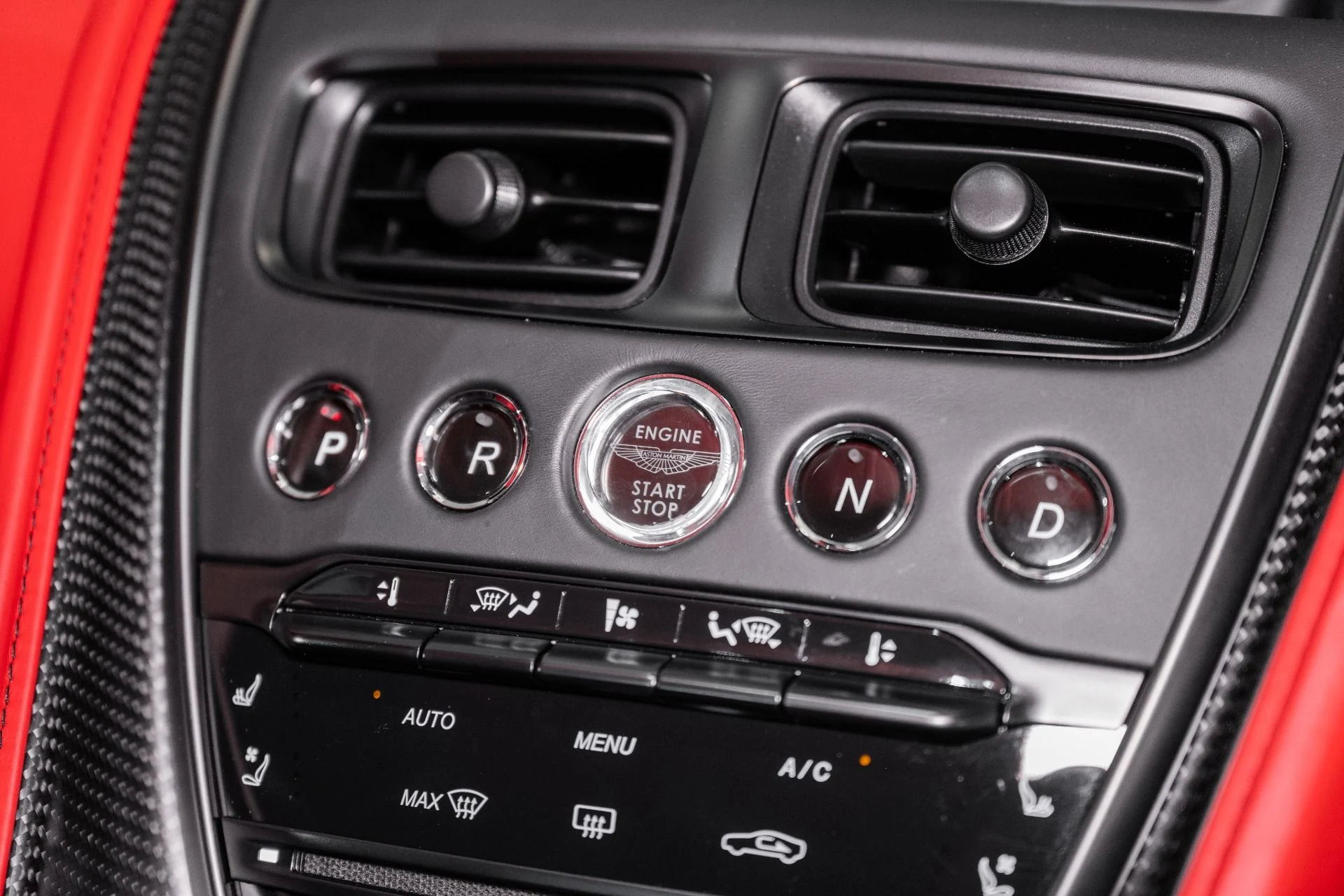 mph026_3448124288_Used_2023_Aston_Martin_DB_11_V8_Coupe_1750777279_2c566304c0