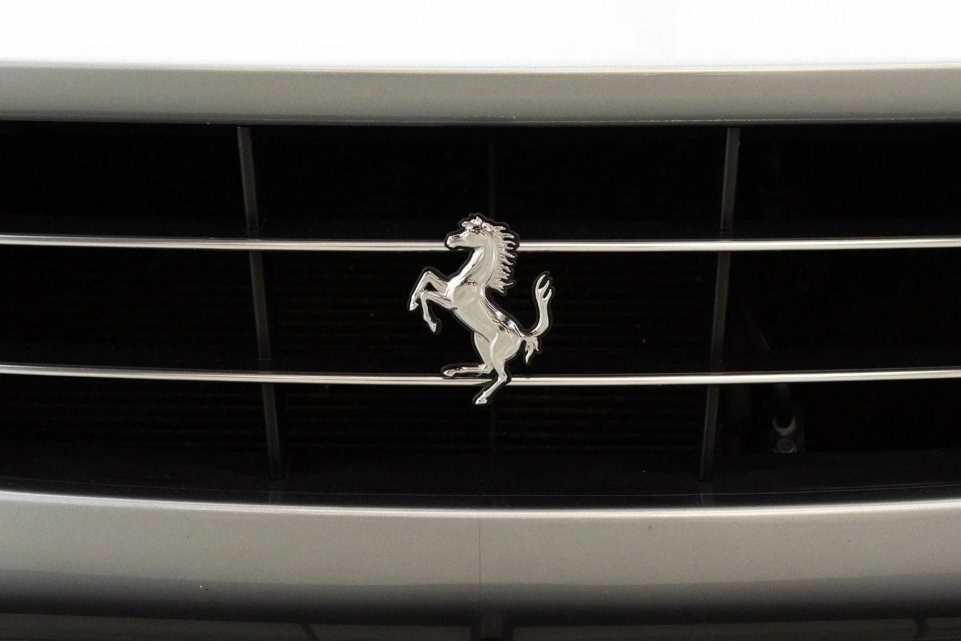 mph026_3450451275_Used_2019_Ferrari_Portofino_1792504062_65a5cea65c