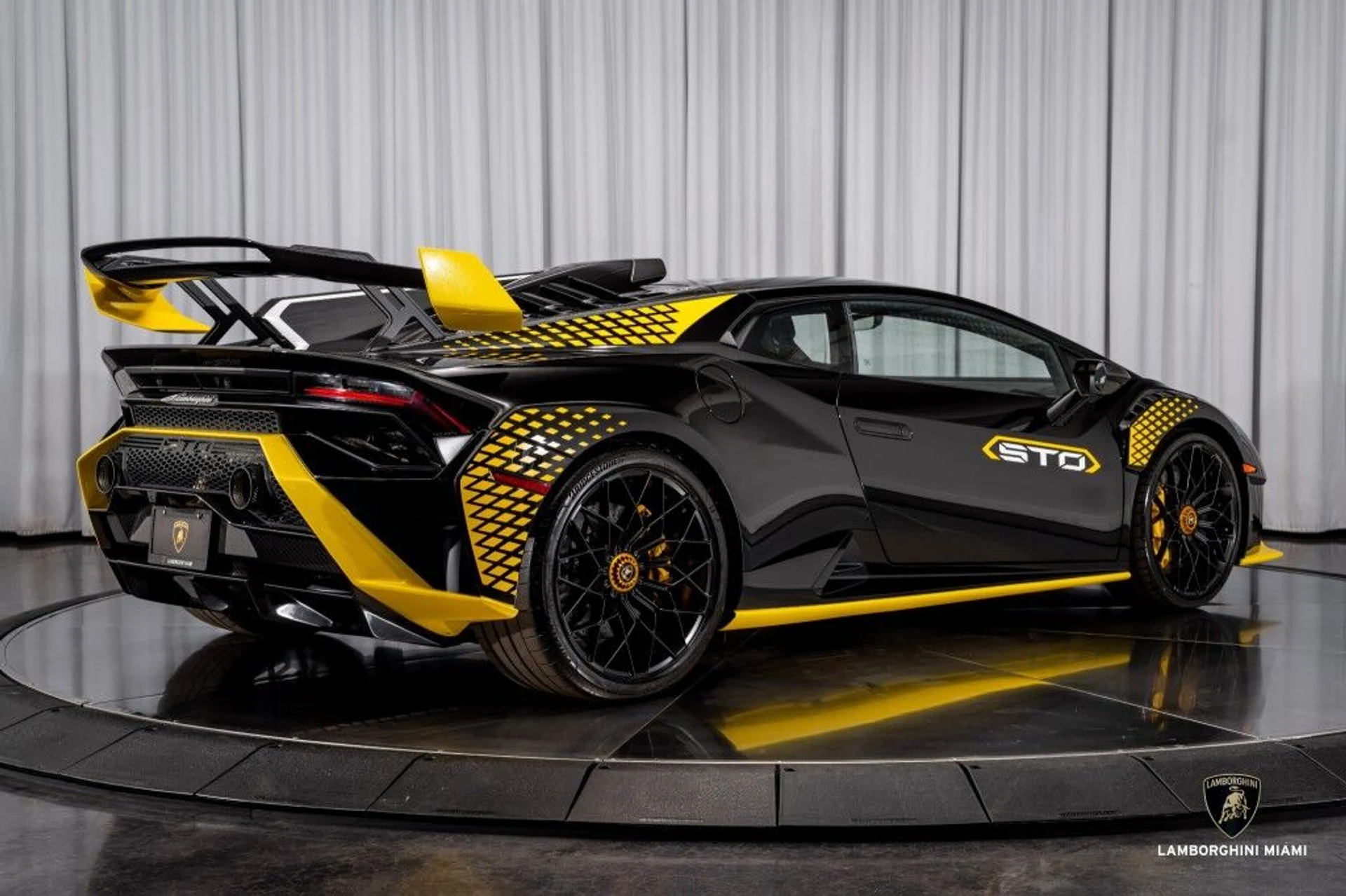 mph026_3450628343_40324fbe1b6dbc51f655921434c95b35_bde366617e