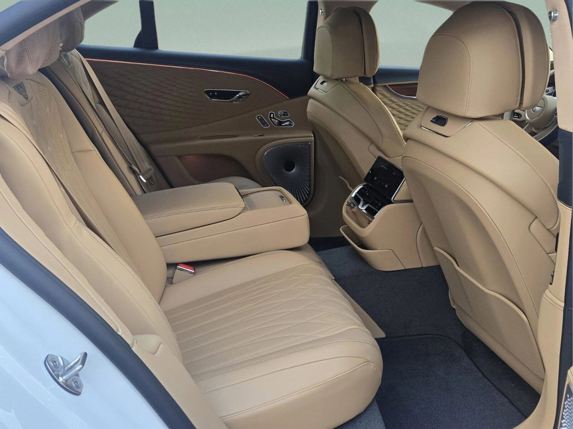 mph026_3451213668_afed79bea18a0a29e1e3787f561e6a28x_9a43d36a29