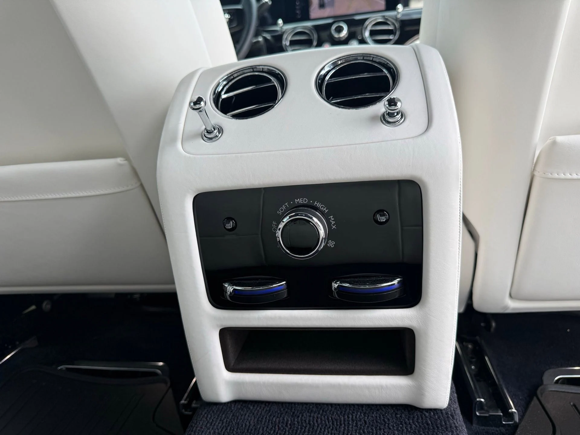 mph026_3456362309_dc4abce75aeb40d890098a78af37e57e_f4a17928a3