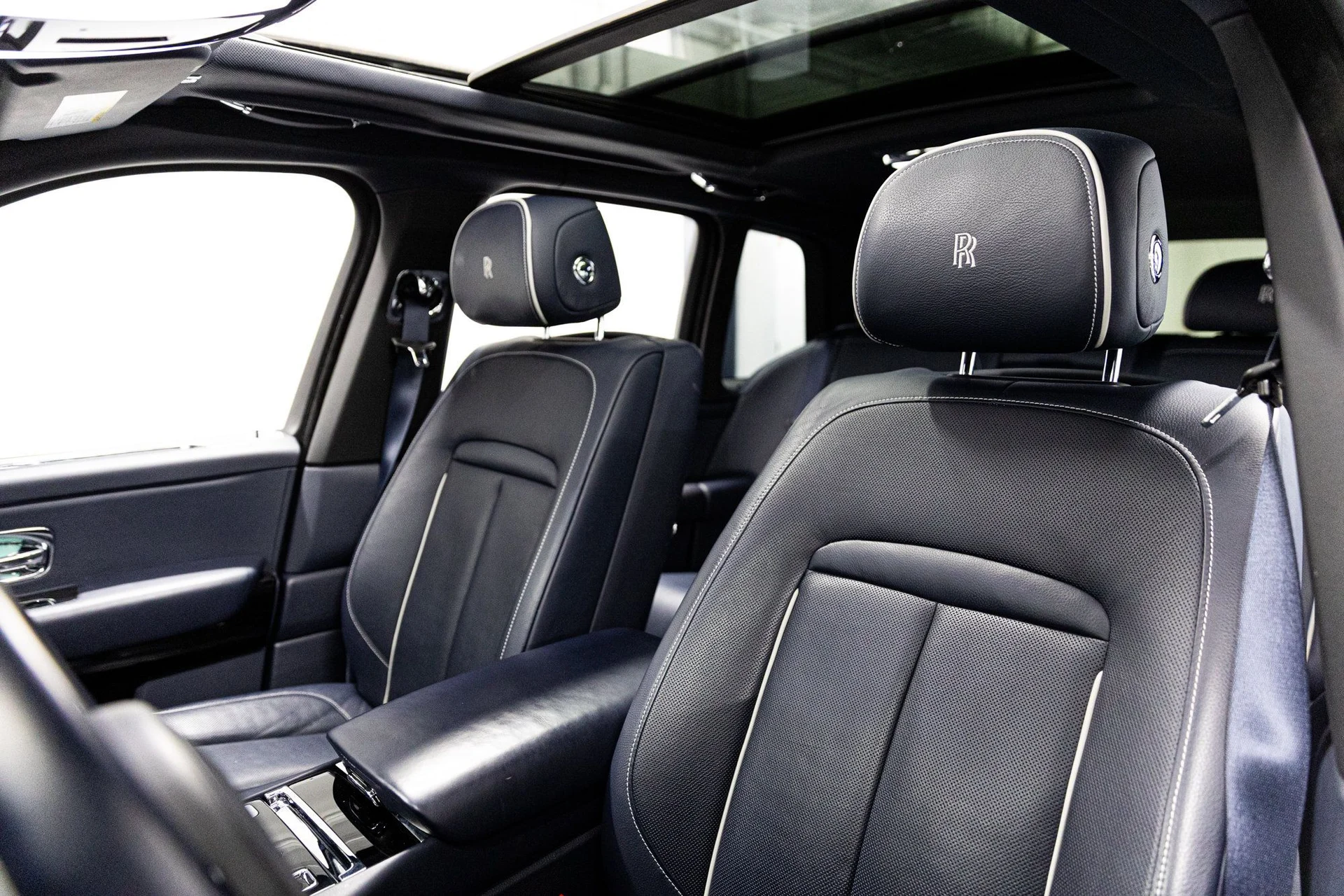 mph026_3457621886_f4a3b58d9100f40d8fade5b5eac9ad2cx_039bf53734